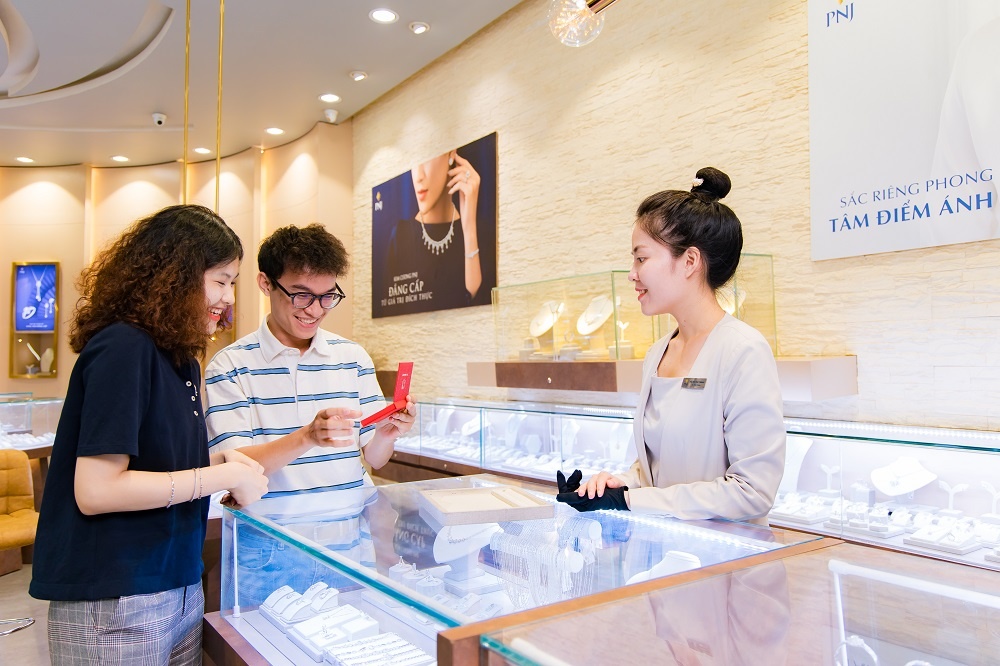 Gen Z la DNA moi trong chien luoc nhan su cua PNJ hinh anh