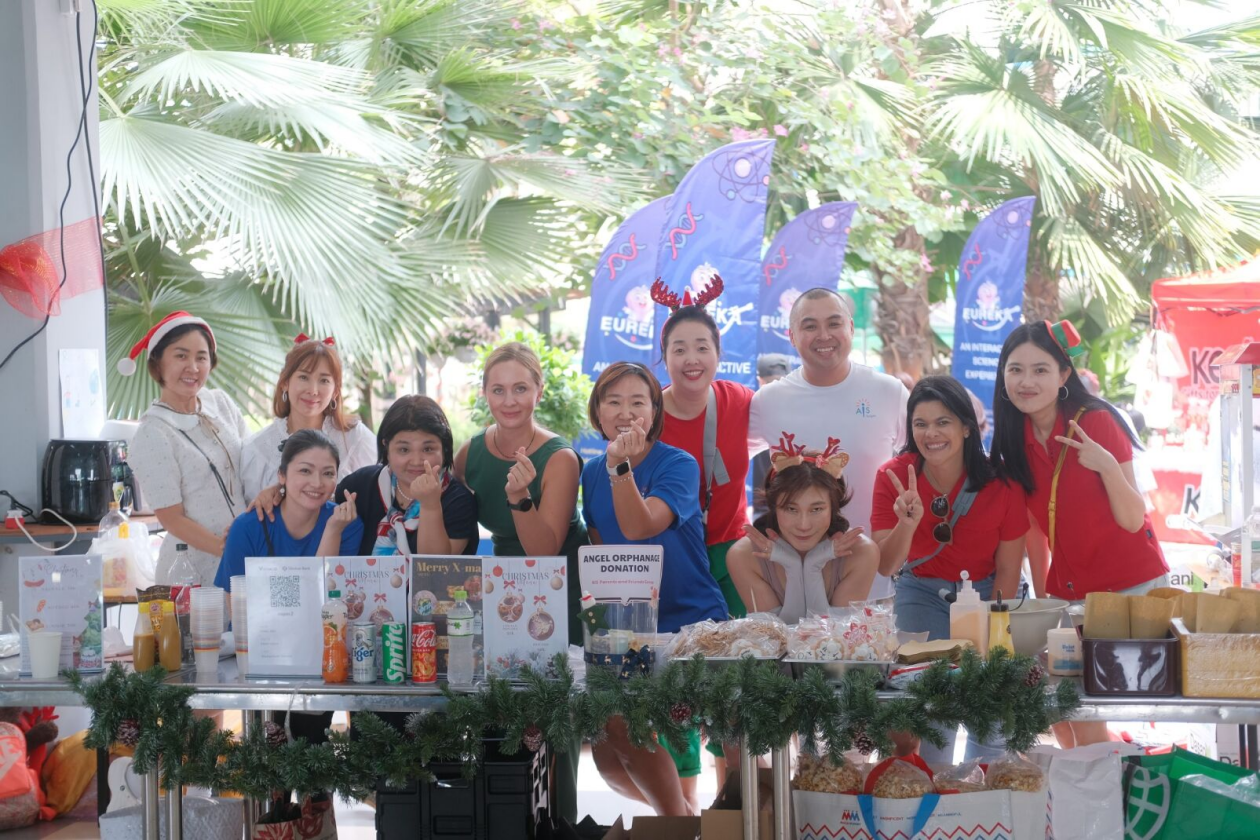 Truong Quoc te Uc,  AIS anh 6