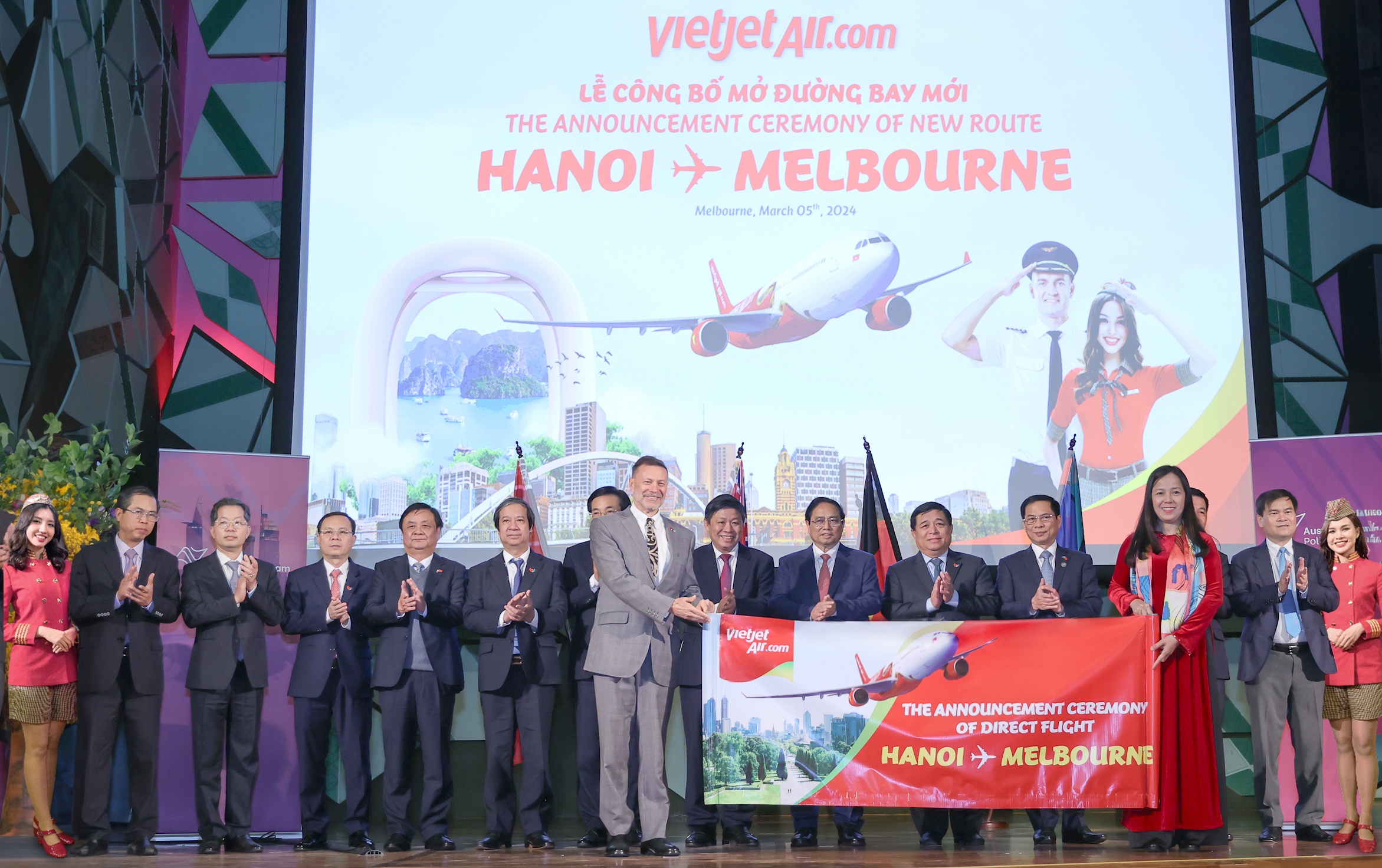 Vietjet cong bo duong bay Melbourne - Ha Noi hinh anh
