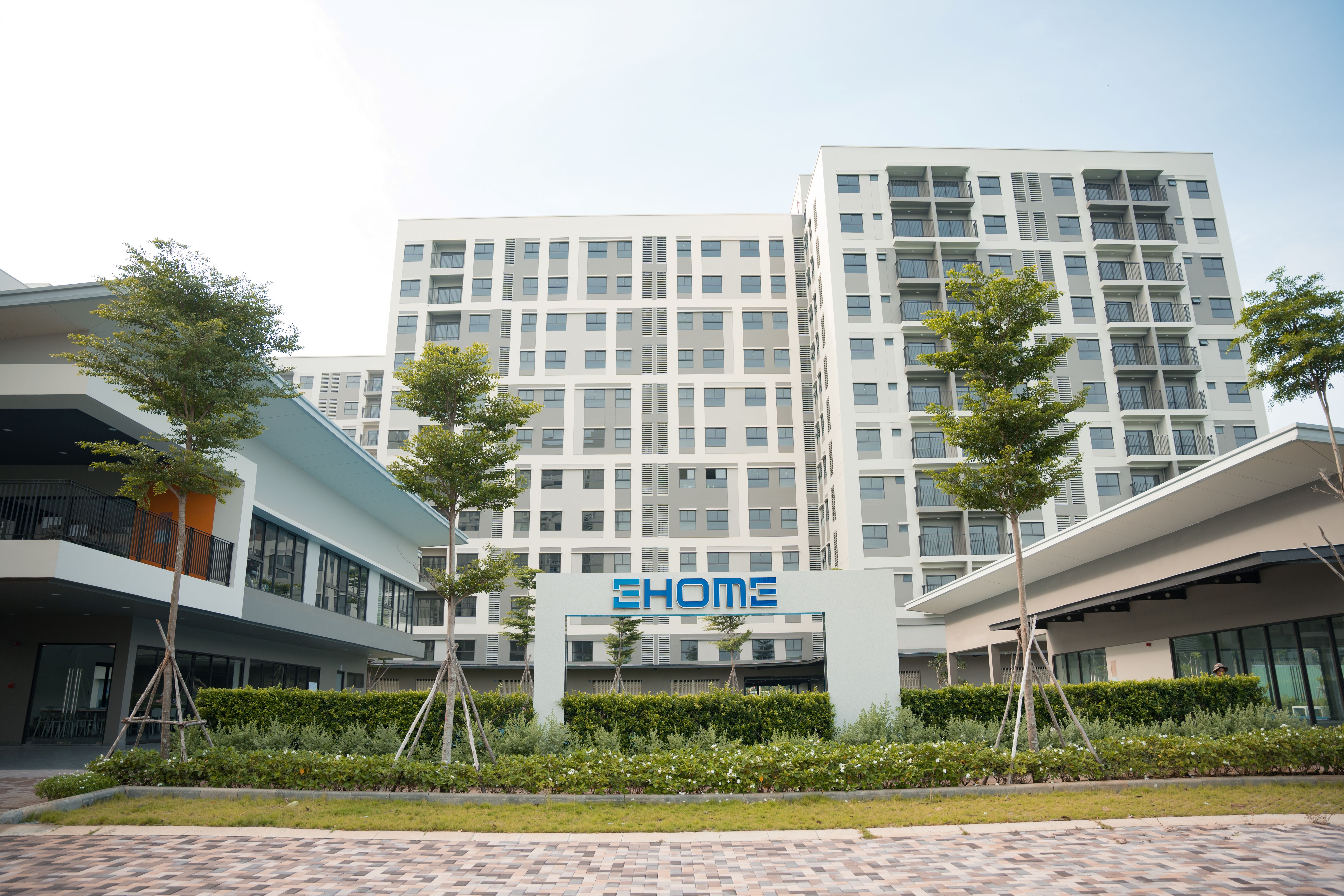 Nam Long lai hon 200 ty dong sau nua nam, gap 3 lan cung ky hinh anh