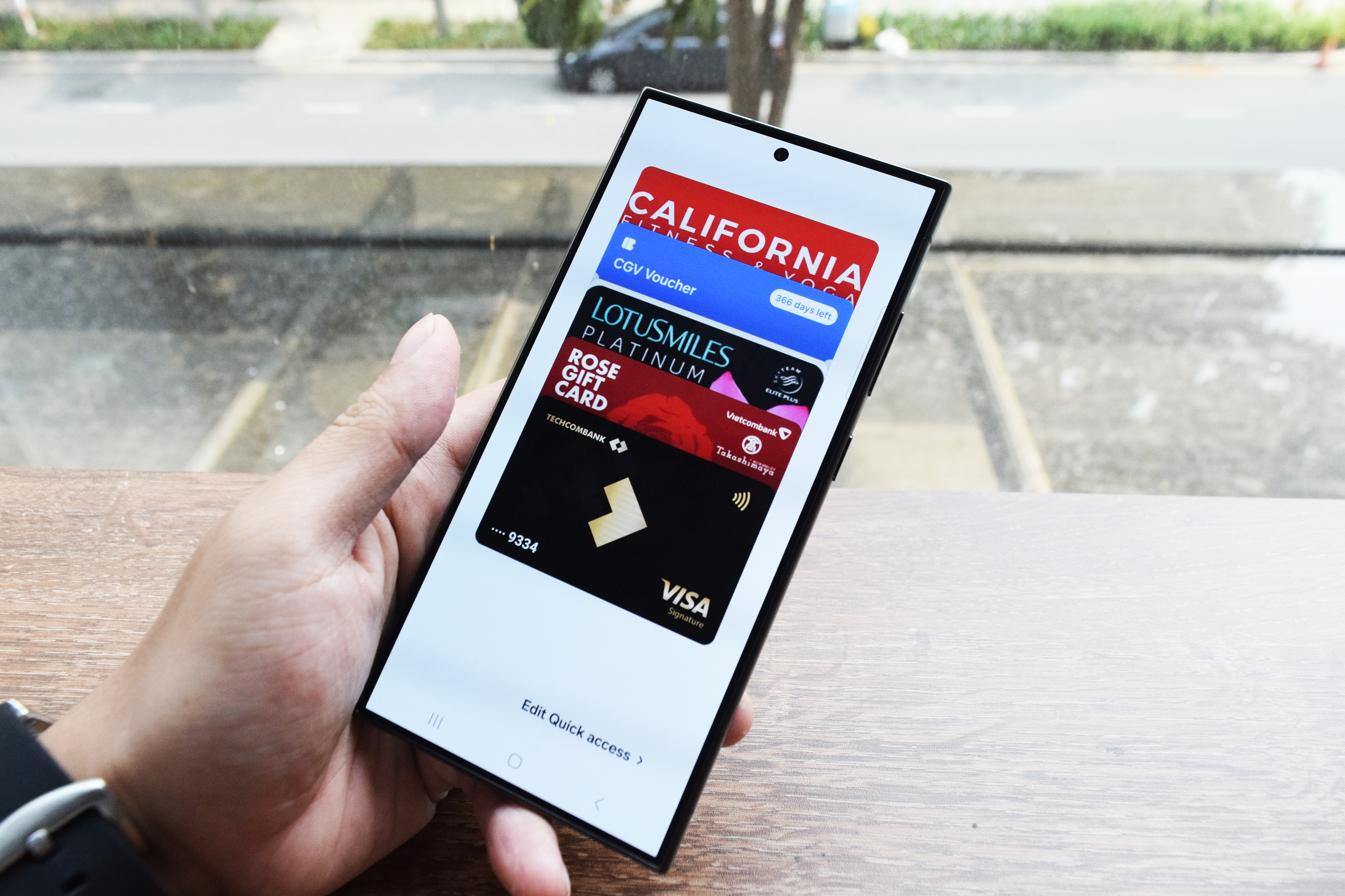 Samfan thanh toan khong tien mat an toan va bao mat nho Samsung Wallet hinh anh