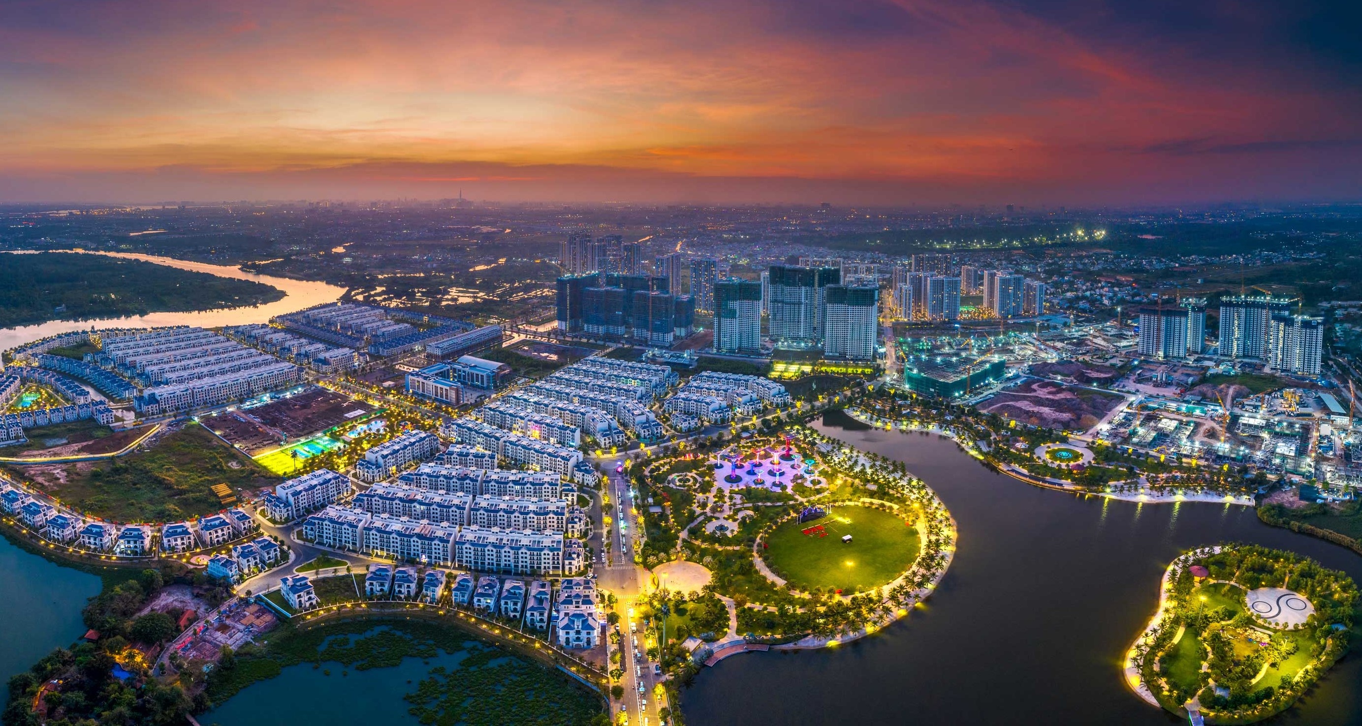 Mo vang tai 'hub' mua sam thuong mai phia dong TP.HCM hinh anh