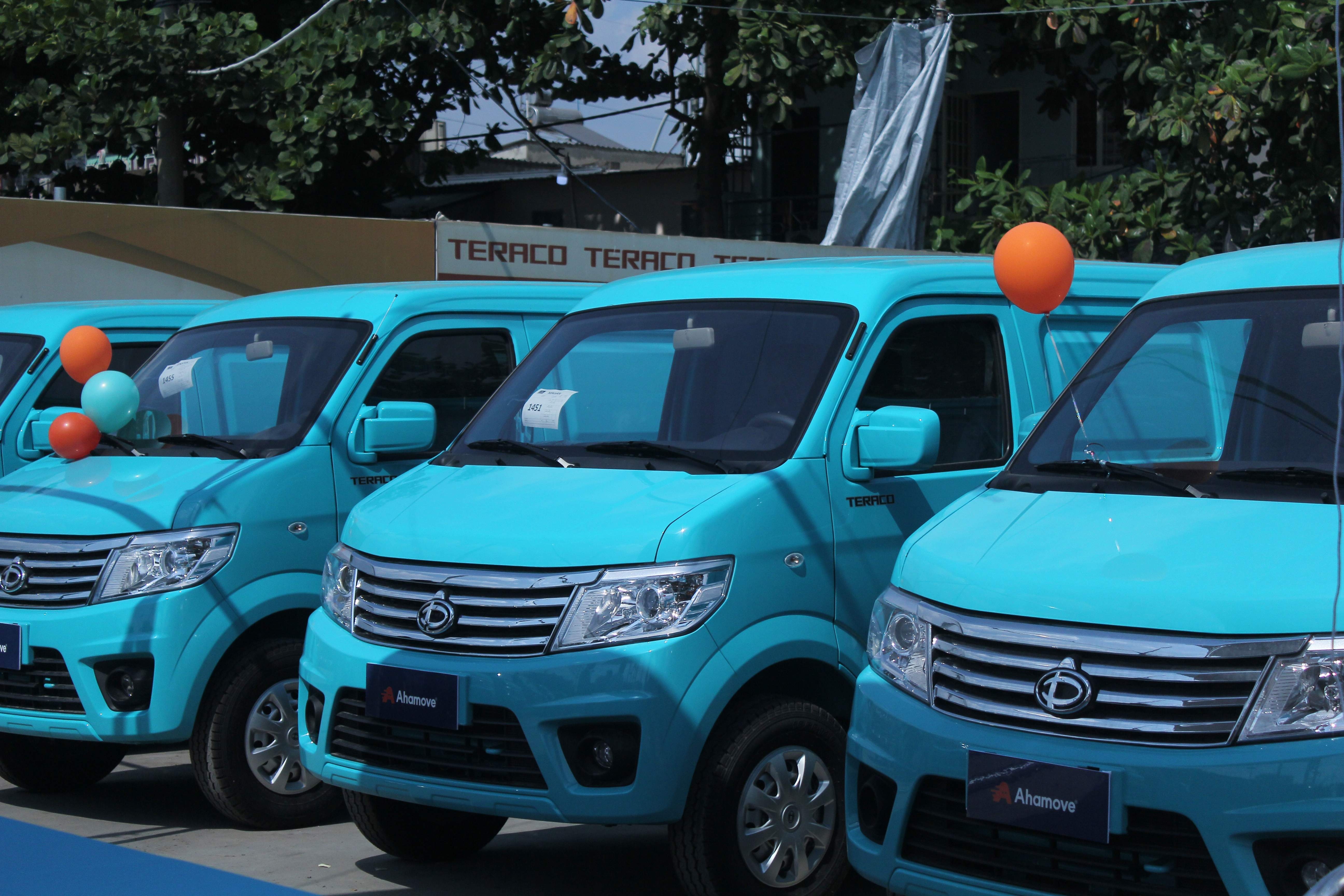 Ahamove tien phong trong mo hinh cho thue xe van hinh anh