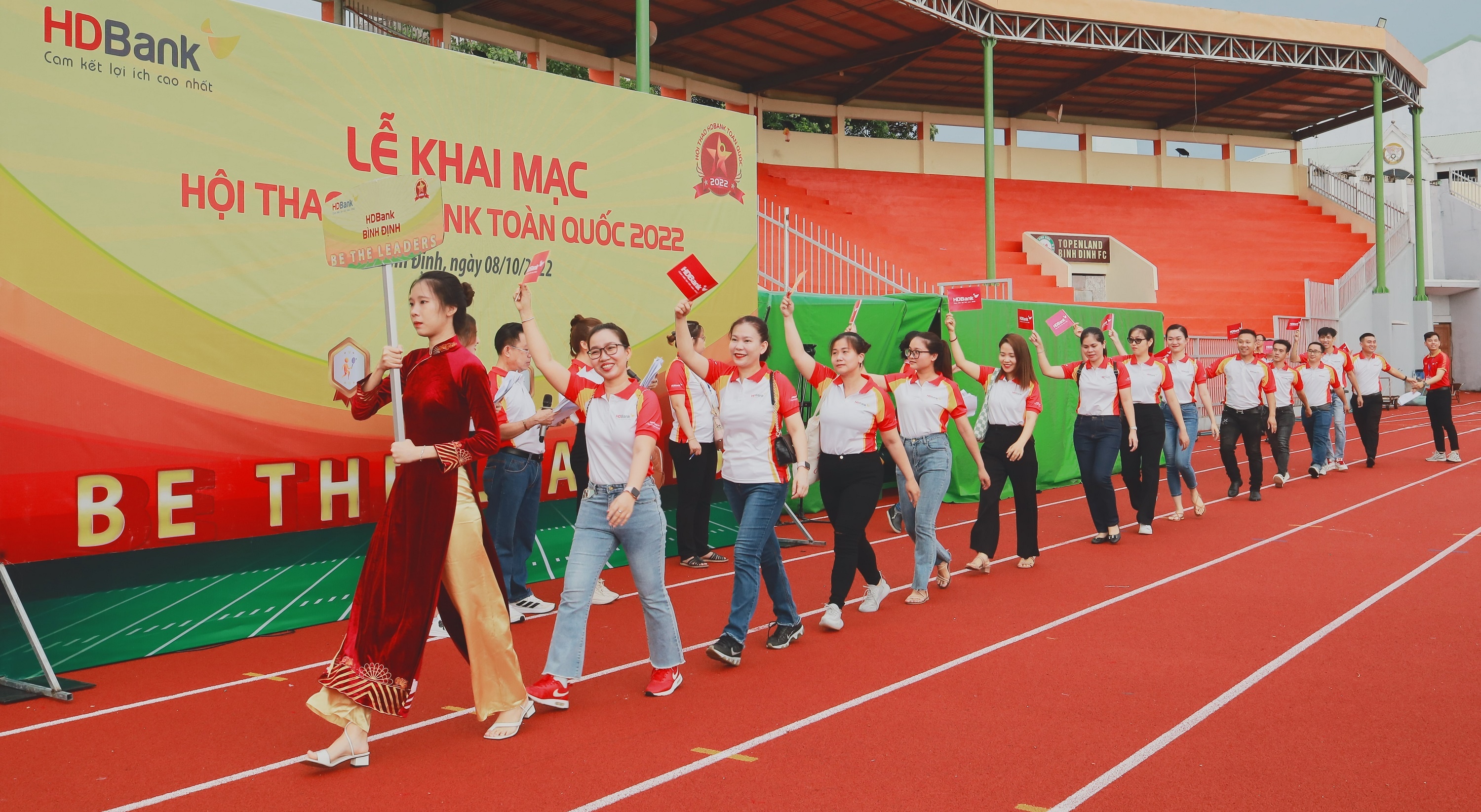 HDBank,  ngan hang anh 11