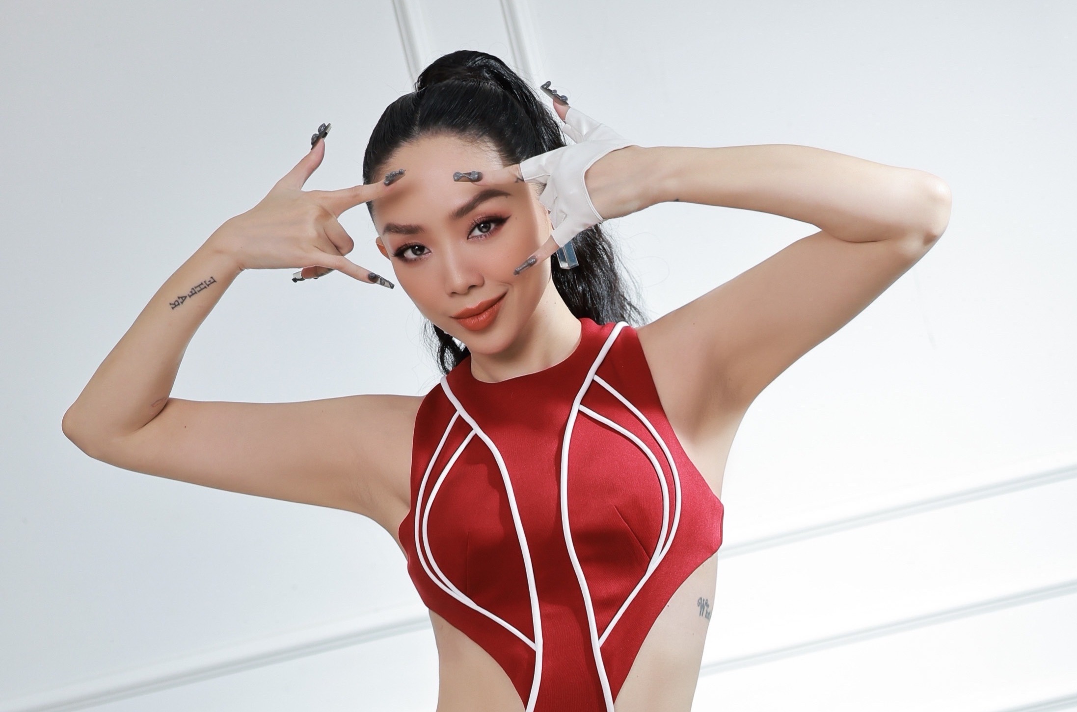 Toc Tien, MONO, HIEUTHUHAI bieu dien tai su kien khai truong City Park hinh anh