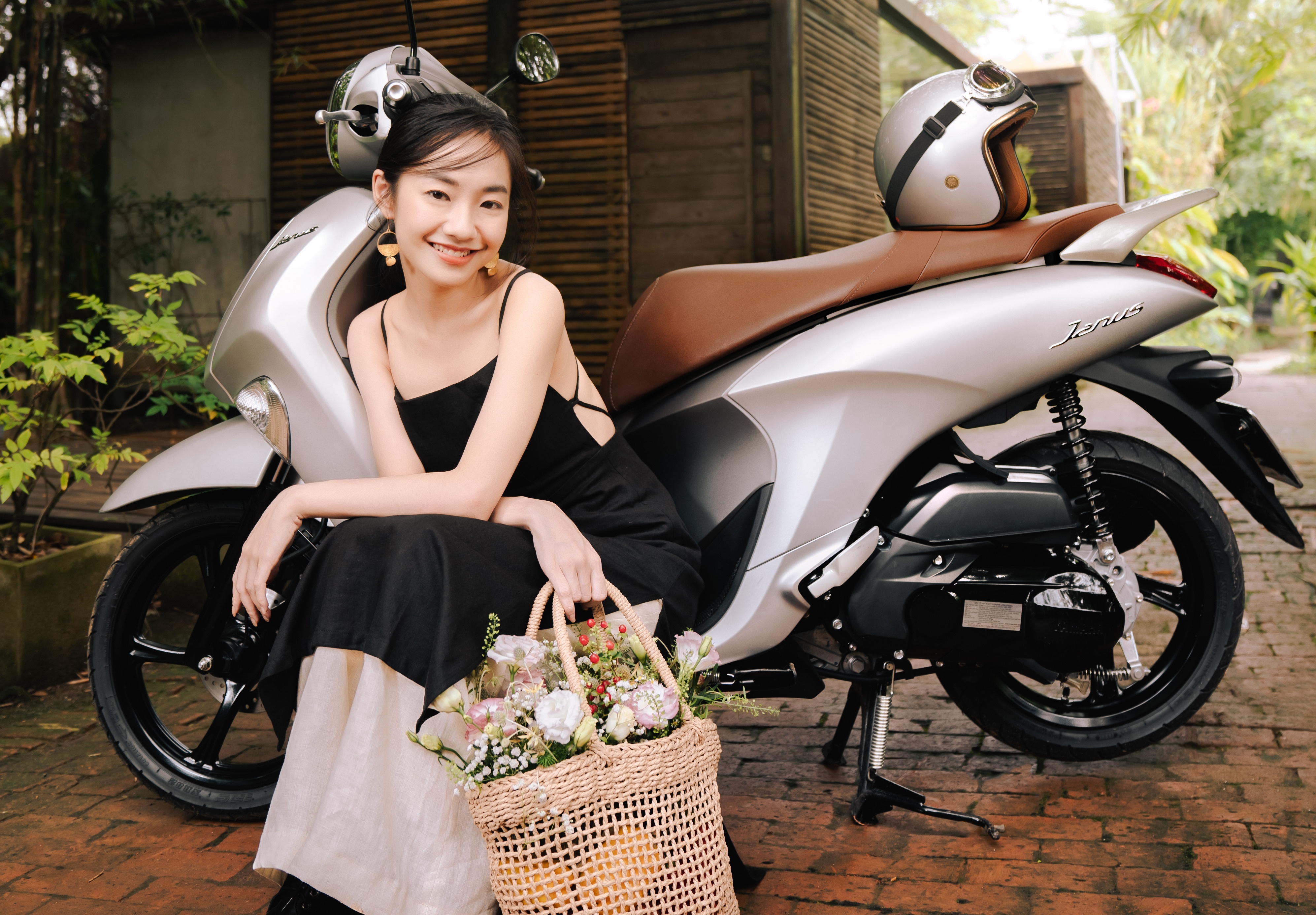 Hoang Ha trai long ve hanh trinh chua lanh va phat trien su nghiep hinh anh