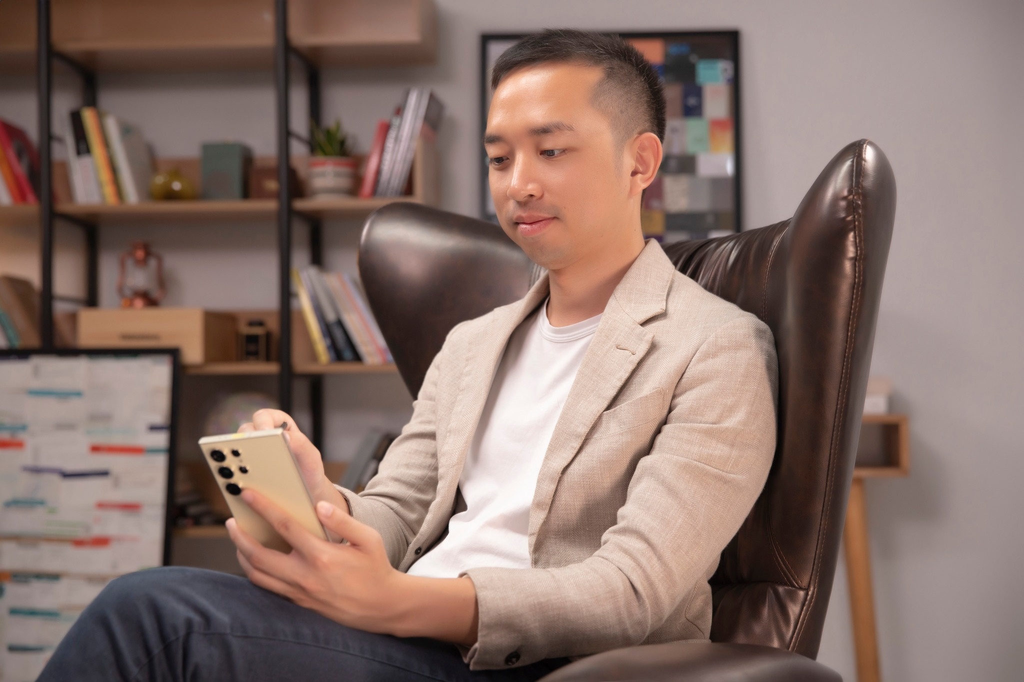 AI ‘dong hanh’ cung thanh cong cua co-founder Vietcetera Hao Tran hinh anh