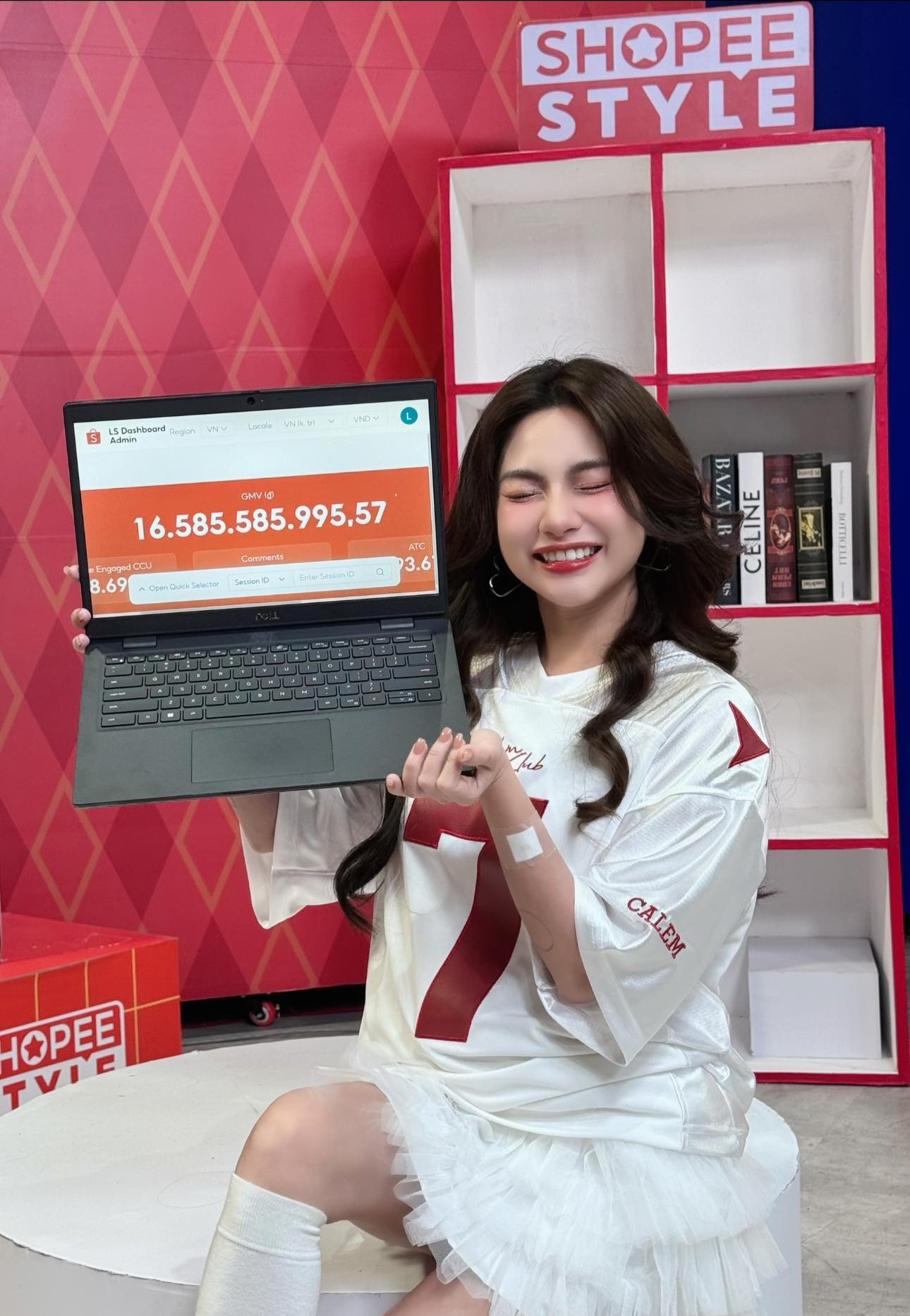 Diep Le, Shopee Live anh 2