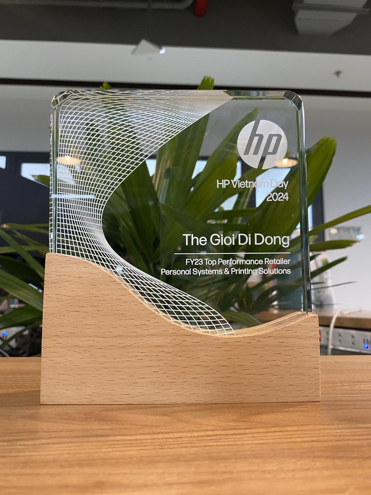 The Gioi Di Dong anh 5