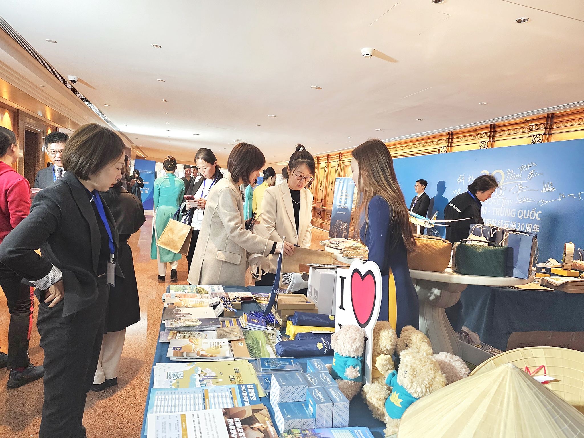 Saigontourist Group anh 5