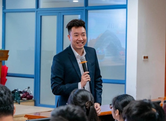 Doanh nhan Pham Son Tung: Gen Z can gi de but pha? hinh anh