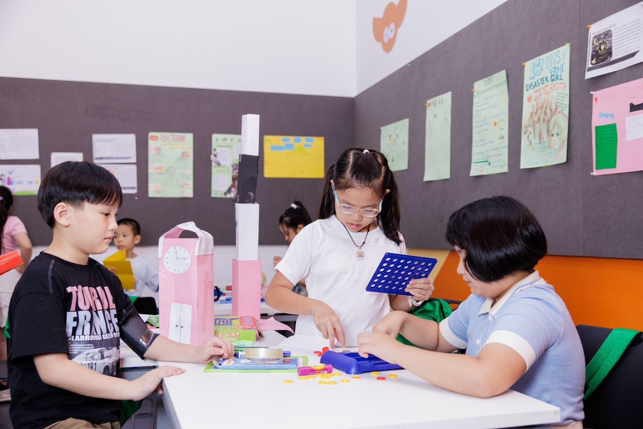 De mua he chat luong, bo me han che ‘nhoi nhet’ thoi gian bieu cua con hinh anh