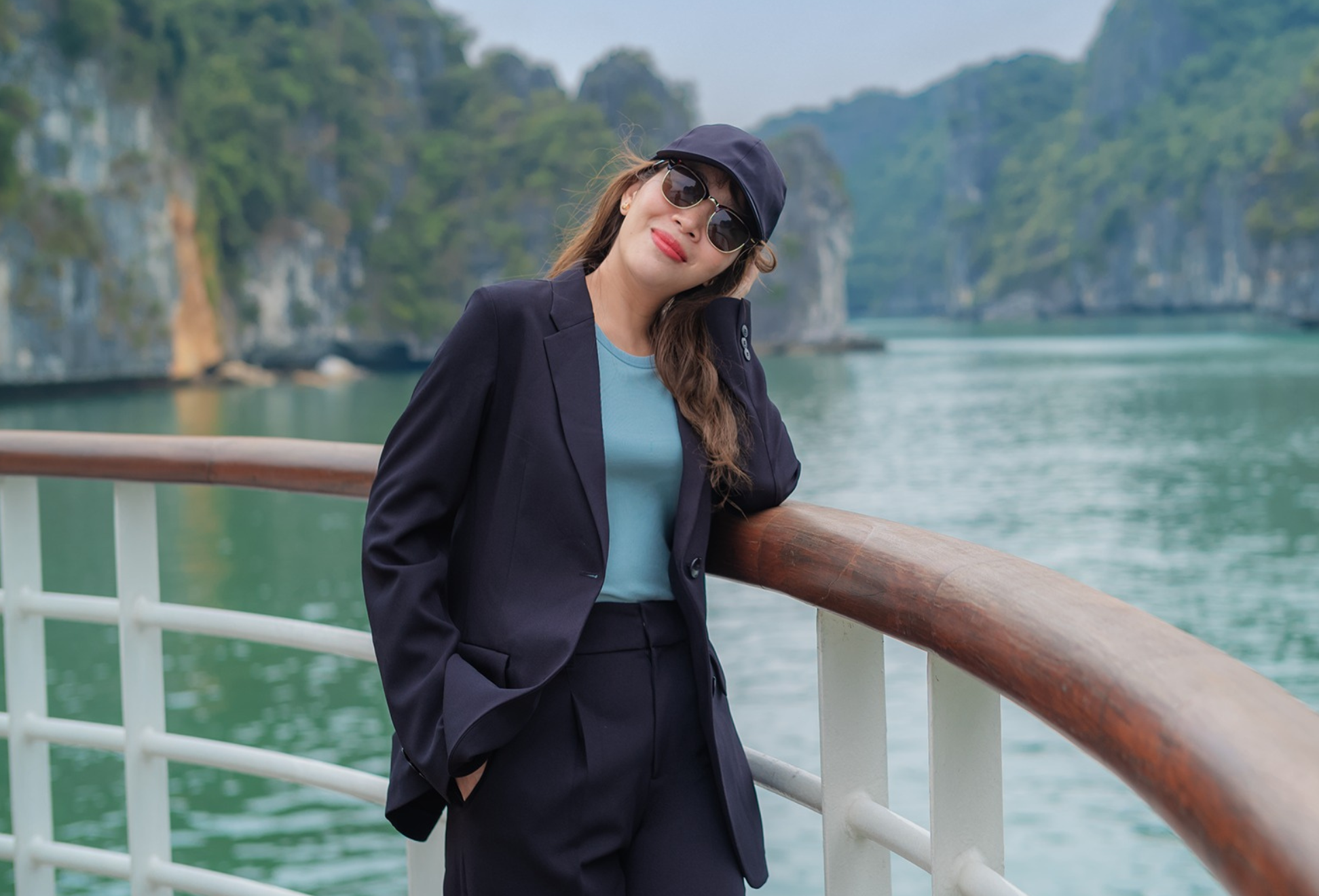 Bi quyet chon do choi le nang dong va chong nang nong cua sao Viet hinh anh