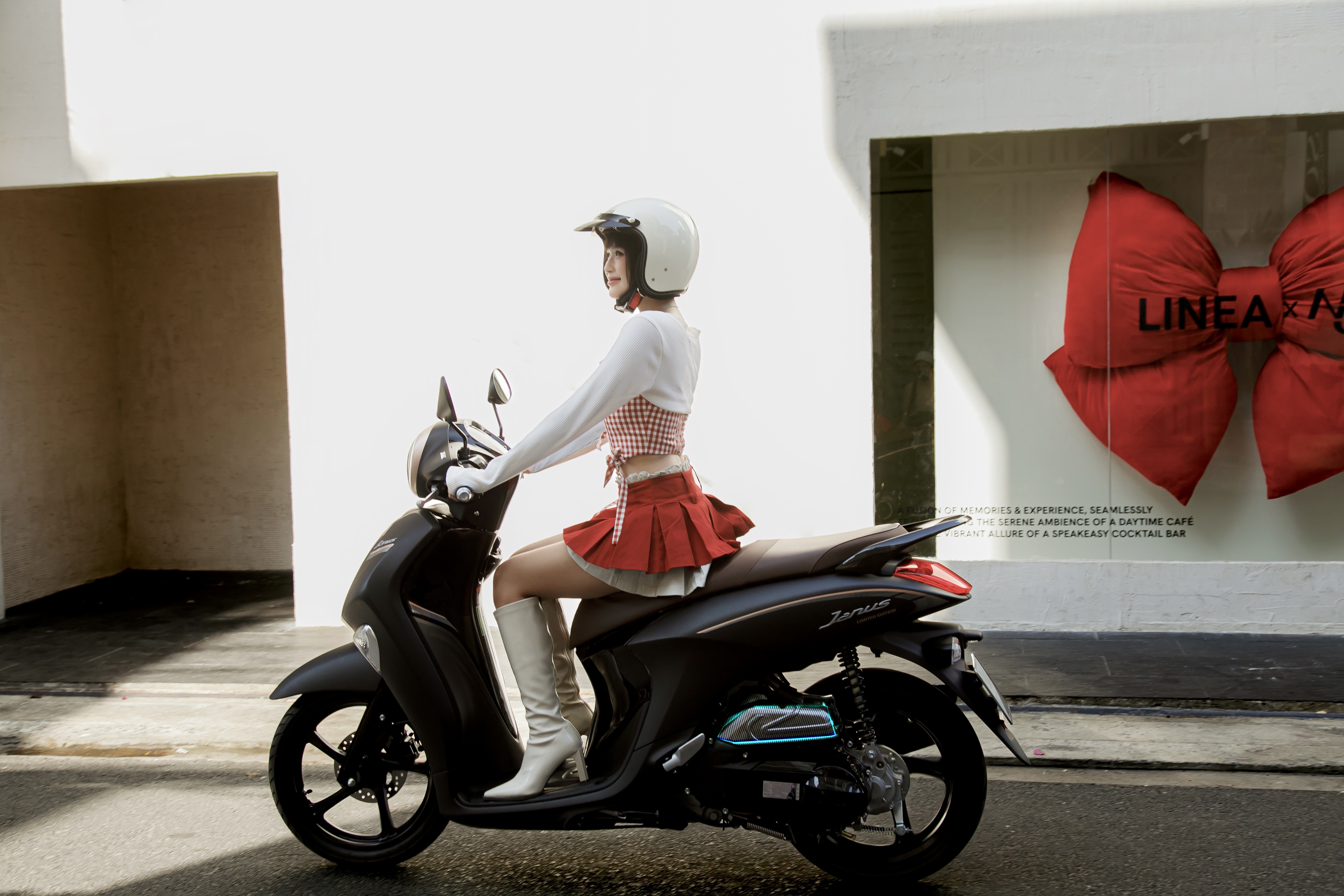 Goi y goc check-in 'cuc chill' giua long Ha Noi dip le 30/4 va 1/5 hinh anh