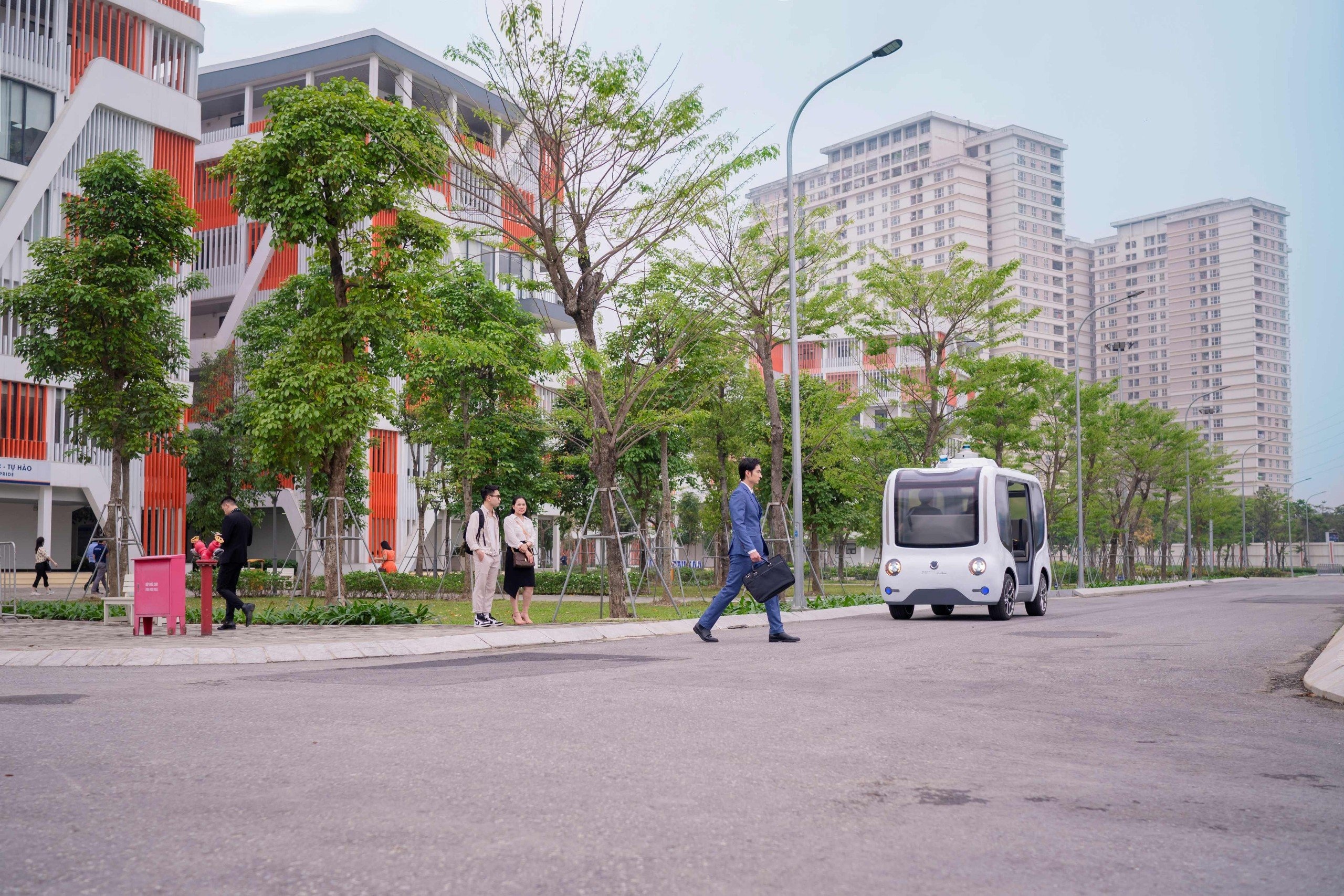 Tap doan Phenikaa dao tao nhan luc nganh cong nghiep ban dan hinh anh