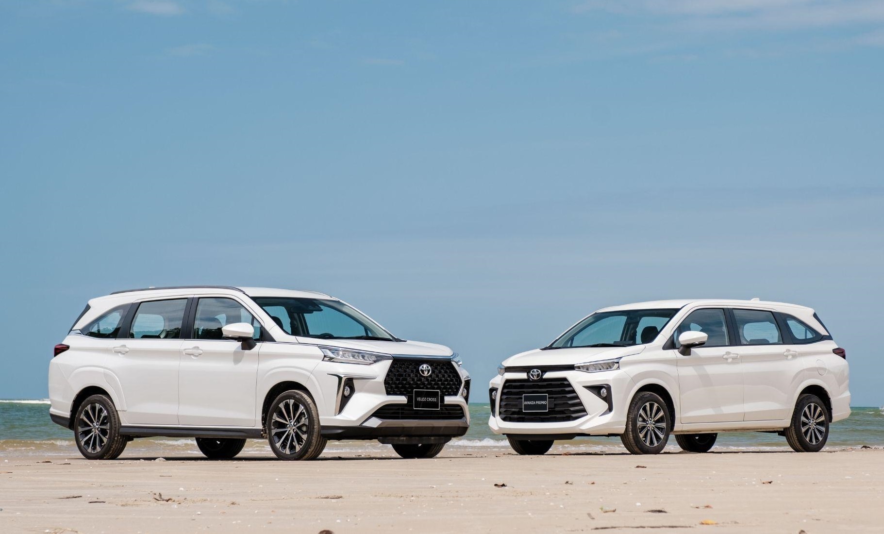Khoi dong mua xe dich cung Toyota Veloz Cross va Avanza Premio hinh anh