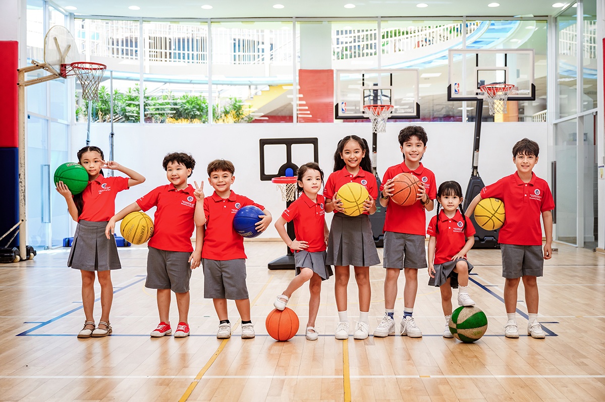 Hoc sinh ISSP ren ky nang cong dan toan cau qua hoat dong ngoai khoa hinh anh