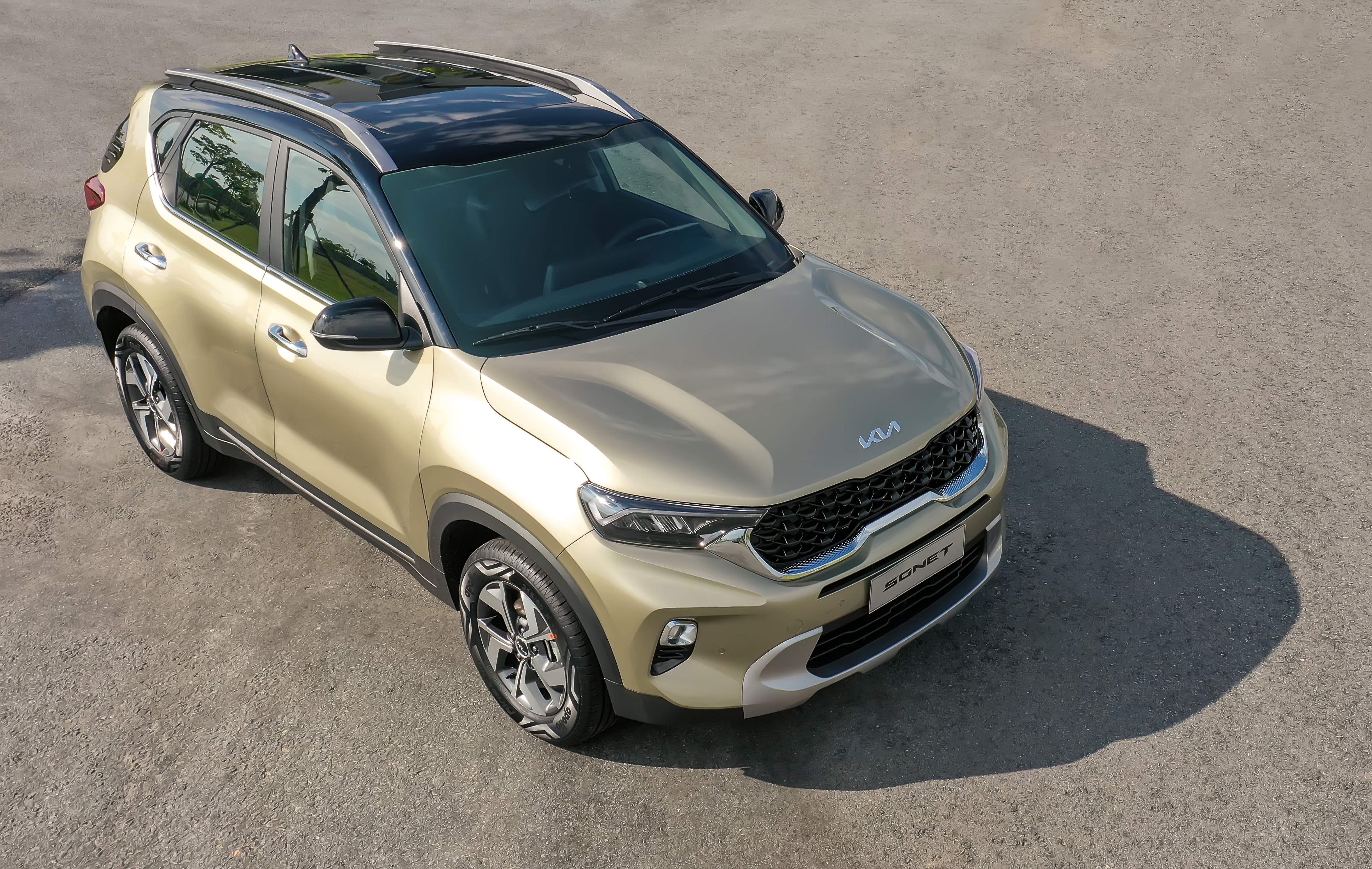 kia,  khuyen mai,  gia tot anh 4