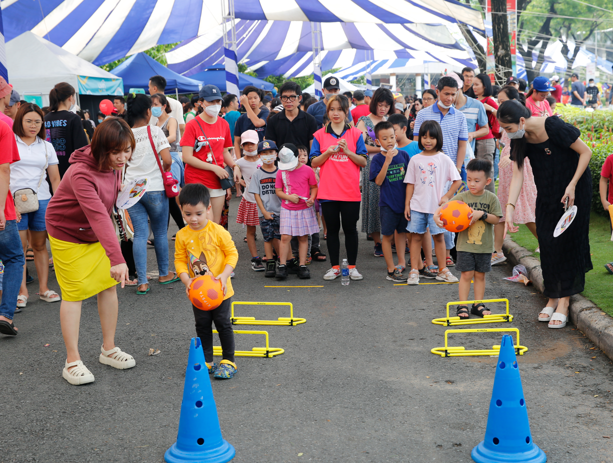 Phú Mỹ Hưng, ngày hội ảnh 4 Phu My Hung, ngay hoi anh 4