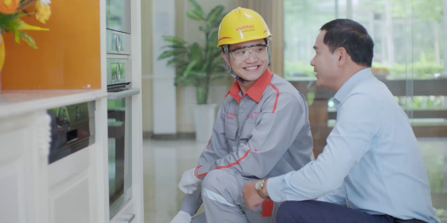 Tieu dung tich hop - xu huong mua sam nhieu uu dai moi hinh anh