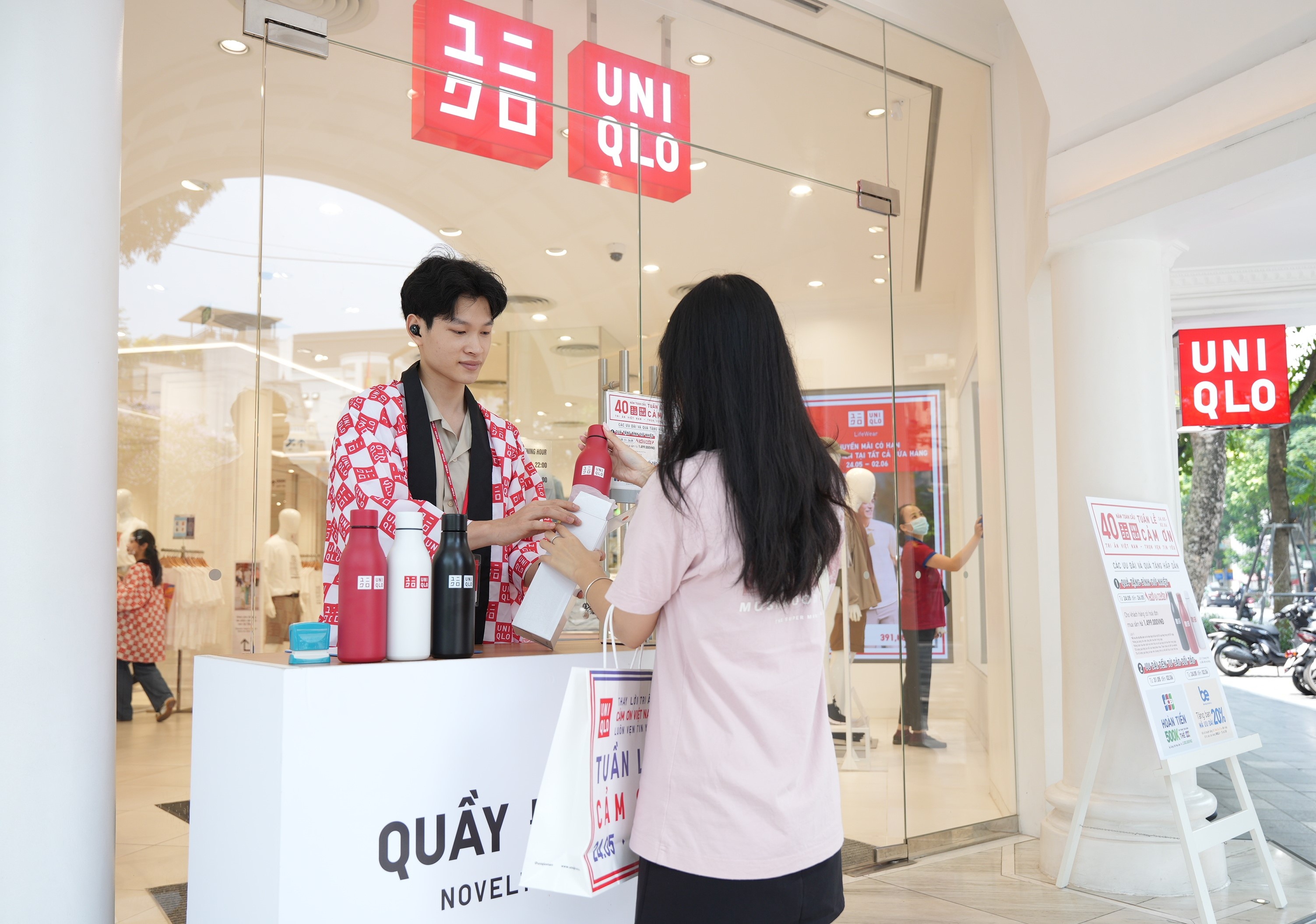 sinh nhat 40 nam Uniqlo anh 11