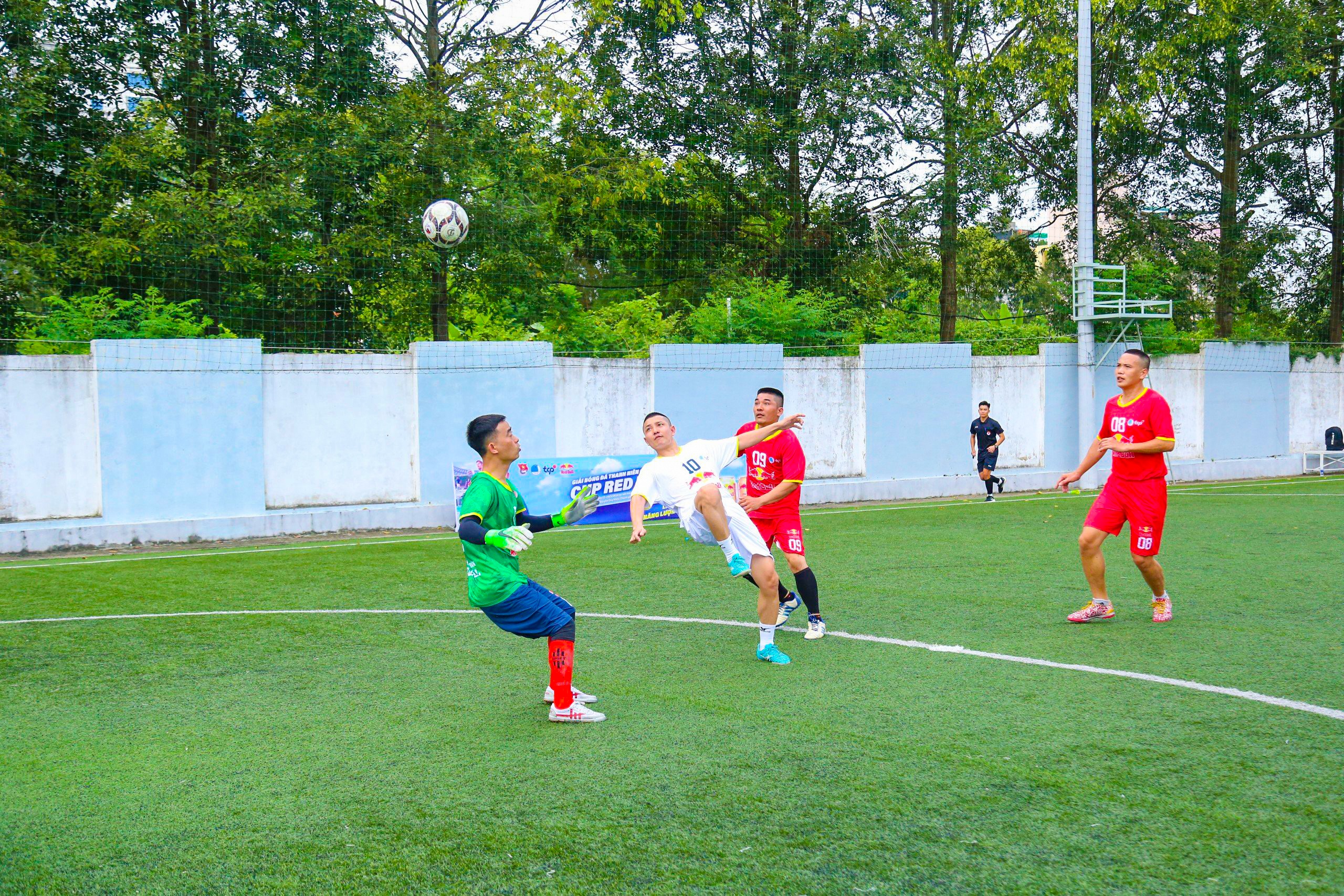 Red Bull  ảnh 6 Red Bull anh 6
