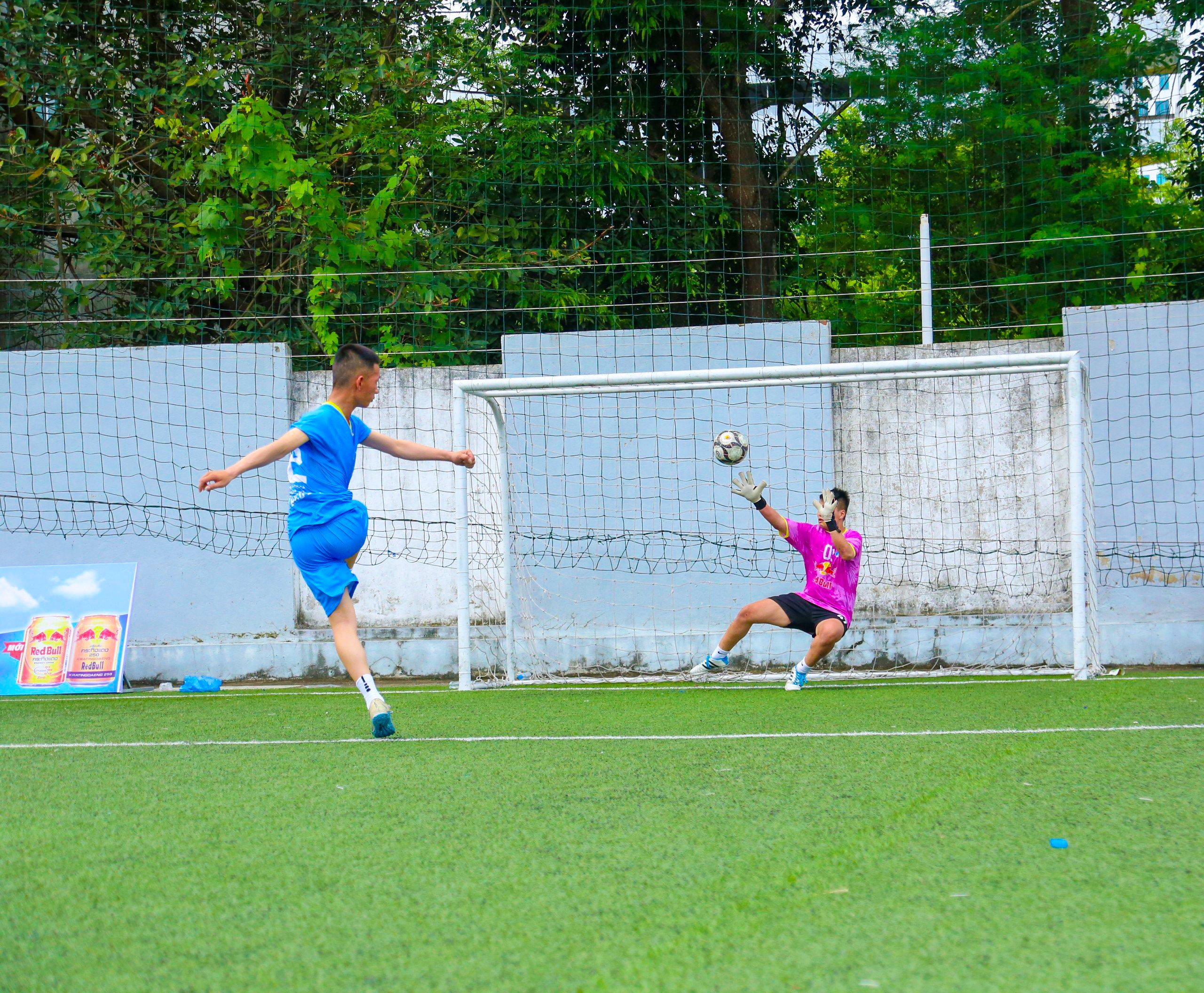 Red Bull  ảnh 8 Red Bull anh 8