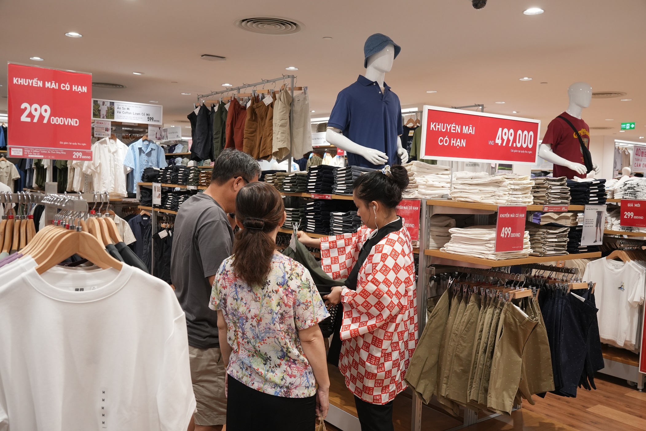 sinh nhat 40 nam Uniqlo anh 2