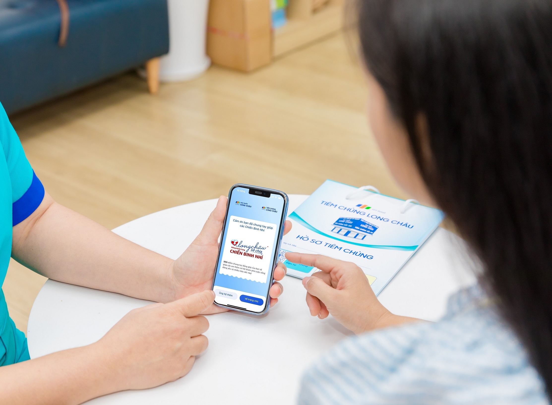 FPT Long Chau khoi dong chuong trinh 'Dong hanh cung chien binh nhi' hinh anh