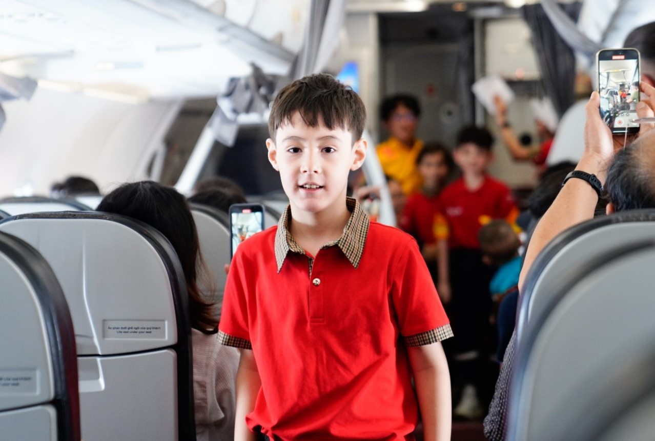 Vietjet,  ngay 1/6 anh 4