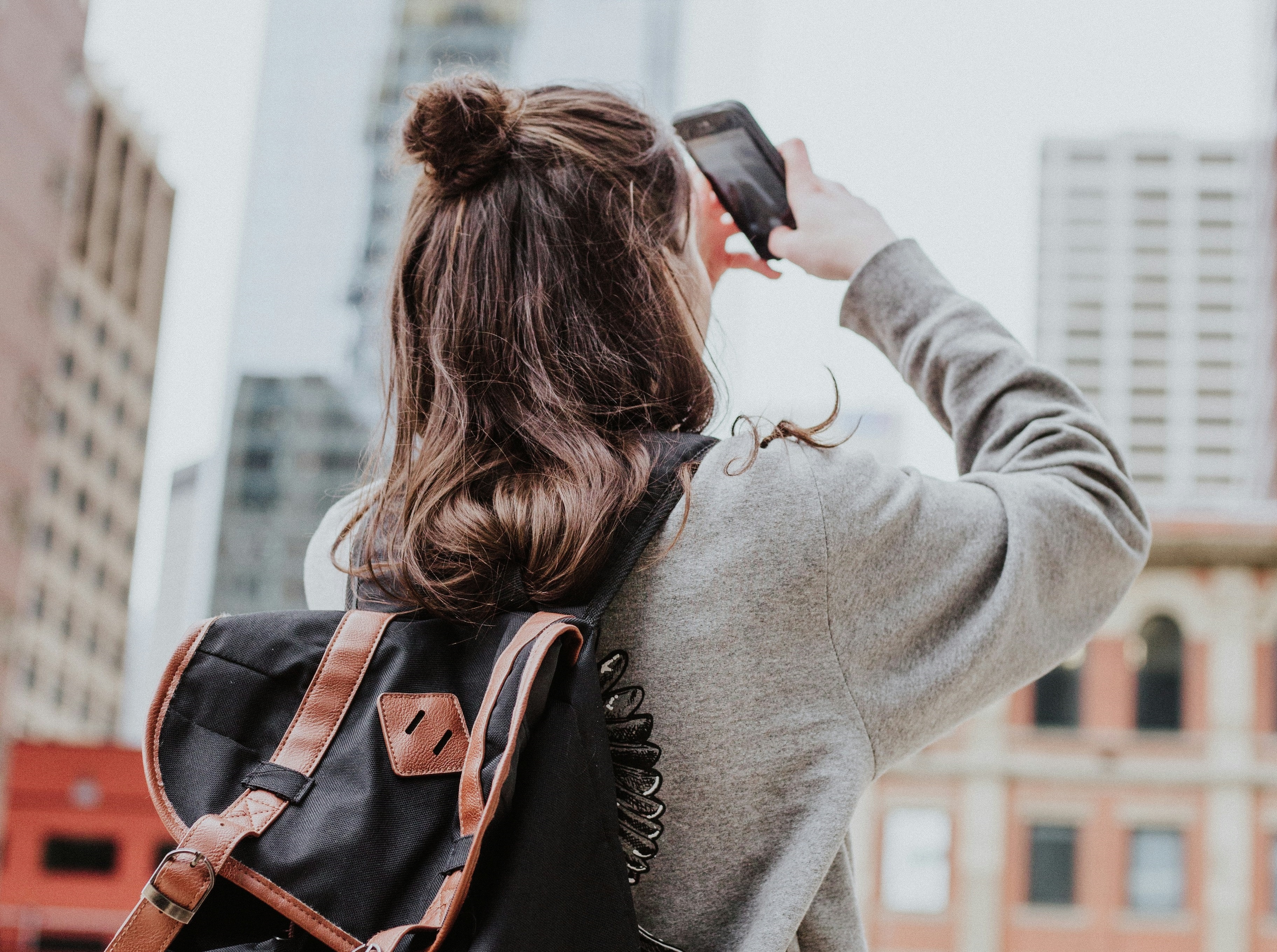 Thoa suc kham pha the gioi nho bi kip du lich tiet kiem hinh anh