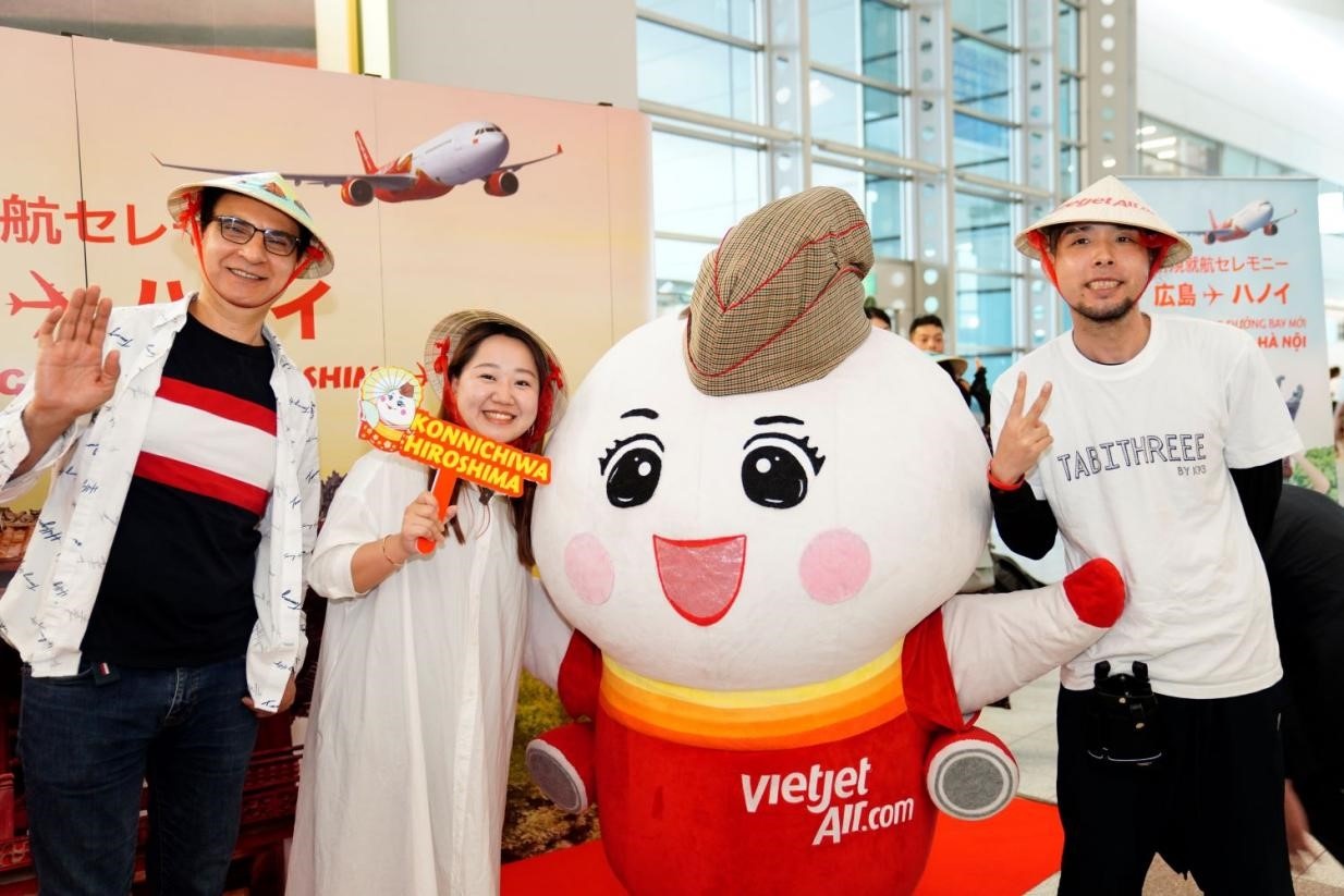 Vietjet anh 4