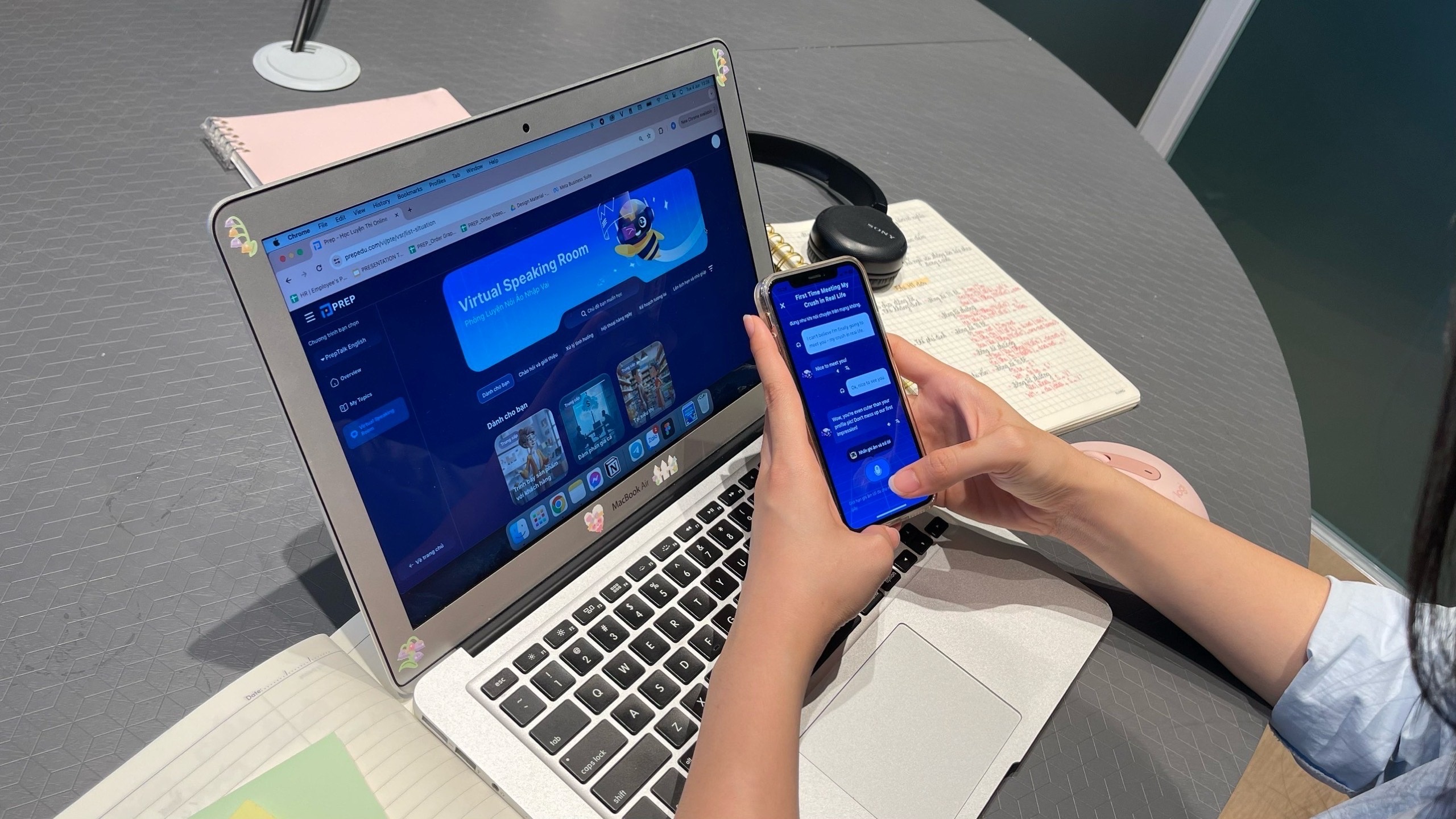 Cong nghe phong ao nhap vai, nang trinh tieng Anh giao tiep voi AI hinh anh