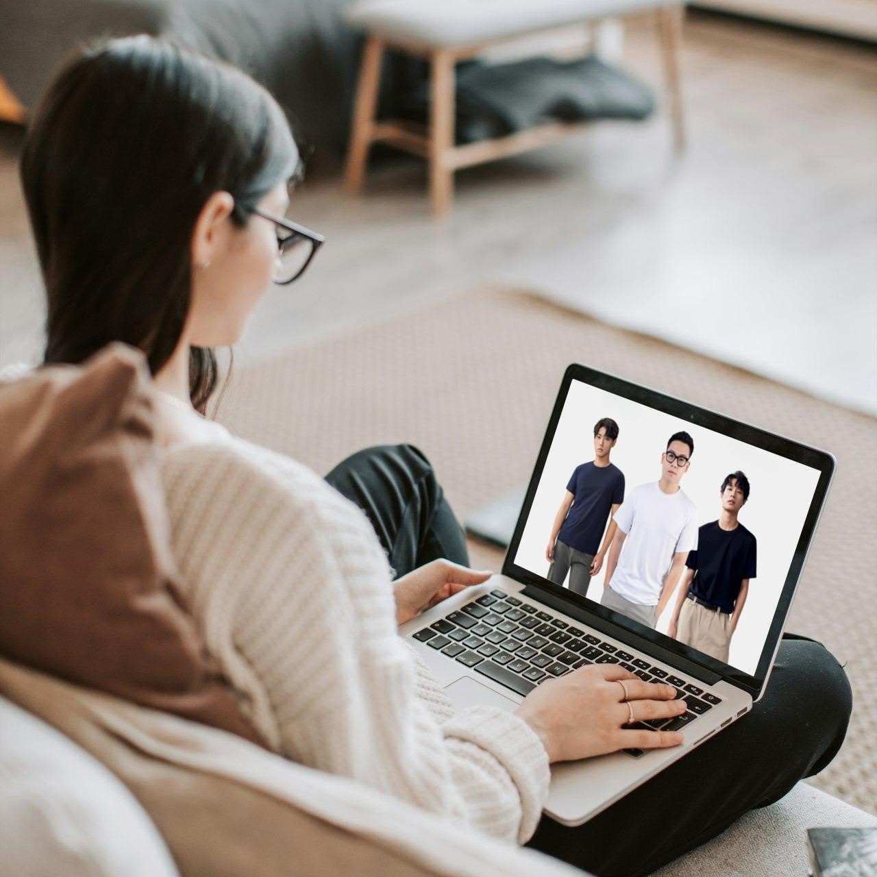 San TMDT ket noi ho tro lang nghe truyen thong hinh anh