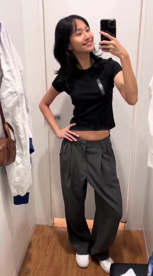 Uniqlo anh 10