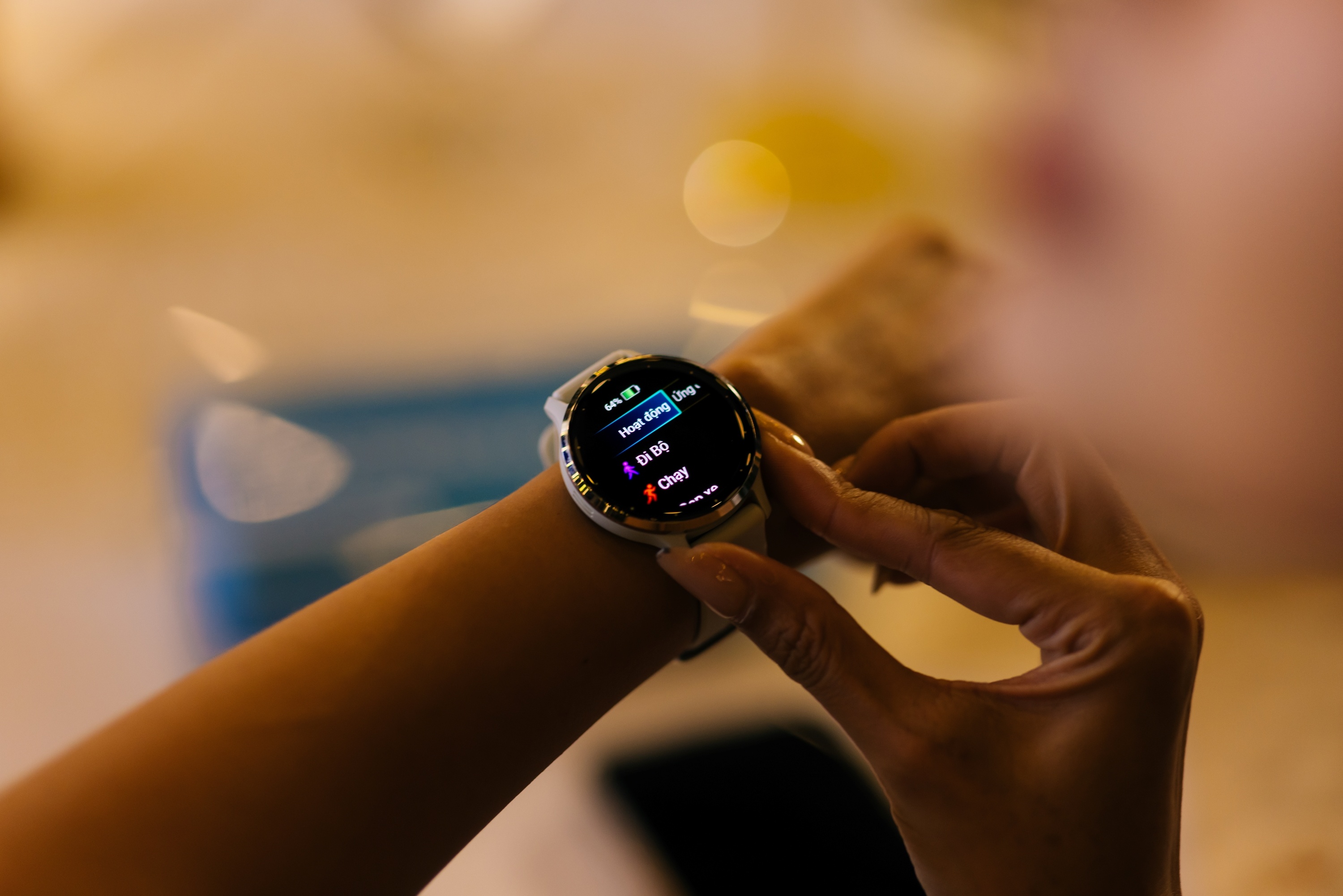 Dong ho Garmin anh 1