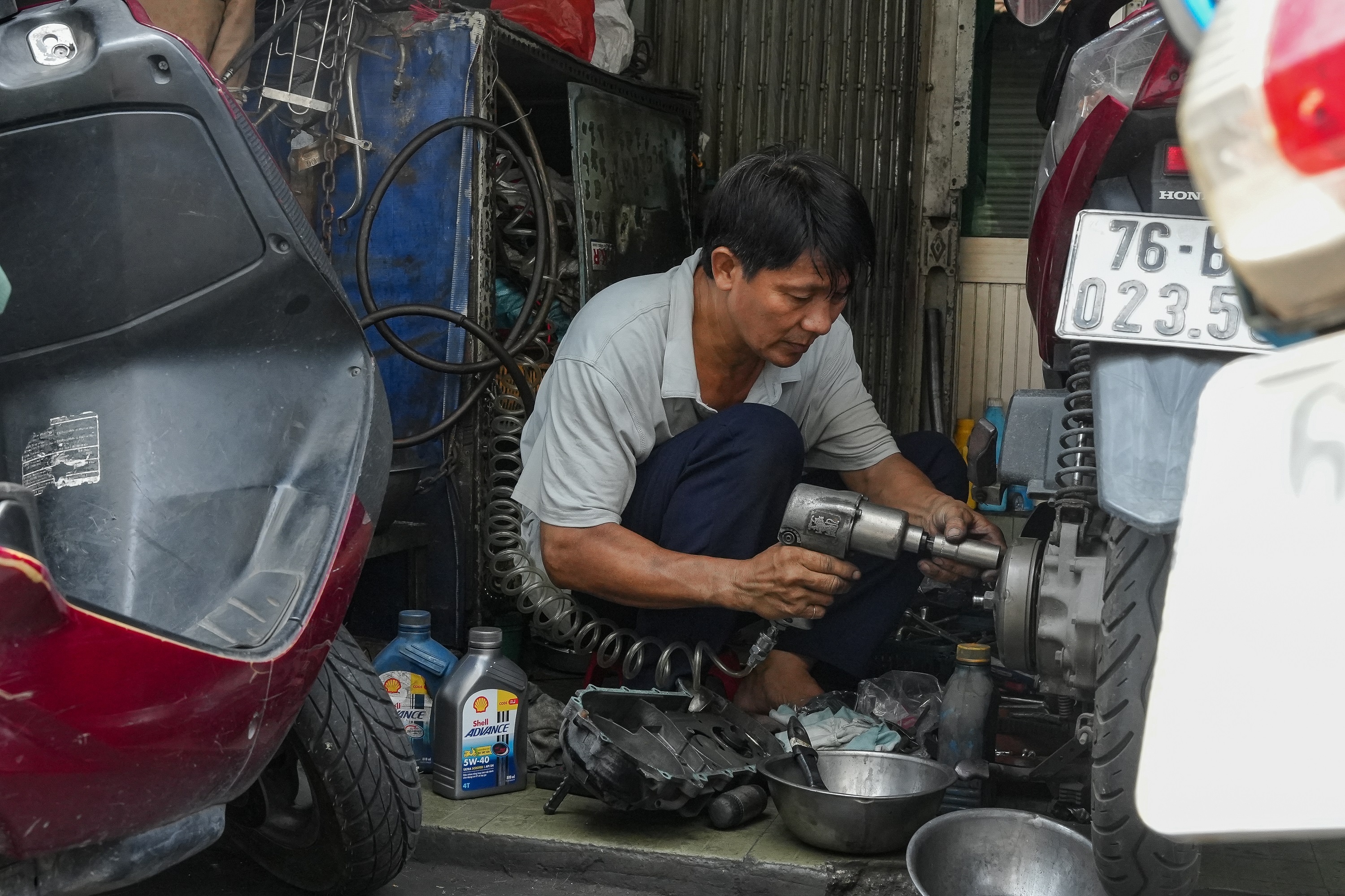 Shell,  tho may anh 2