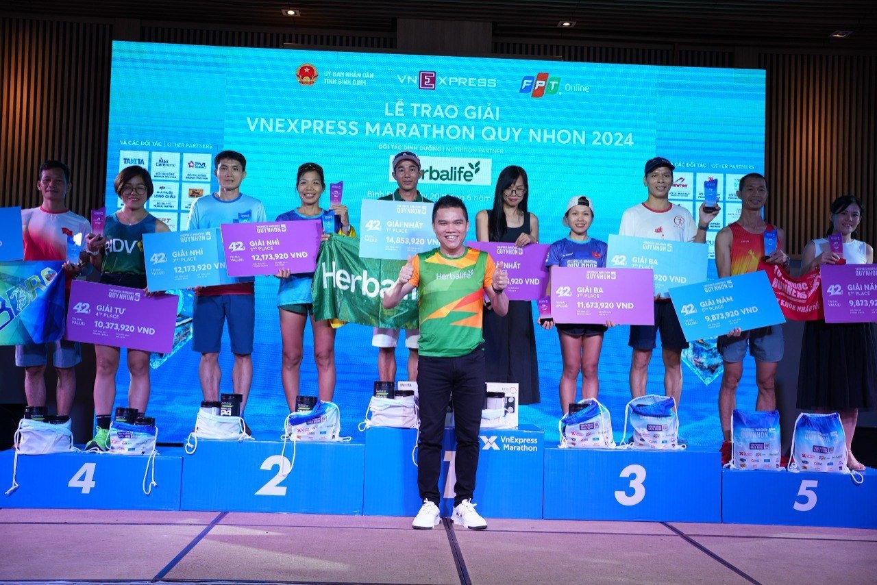 VnExpress Marathon Quy Nhon 2024 anh 3