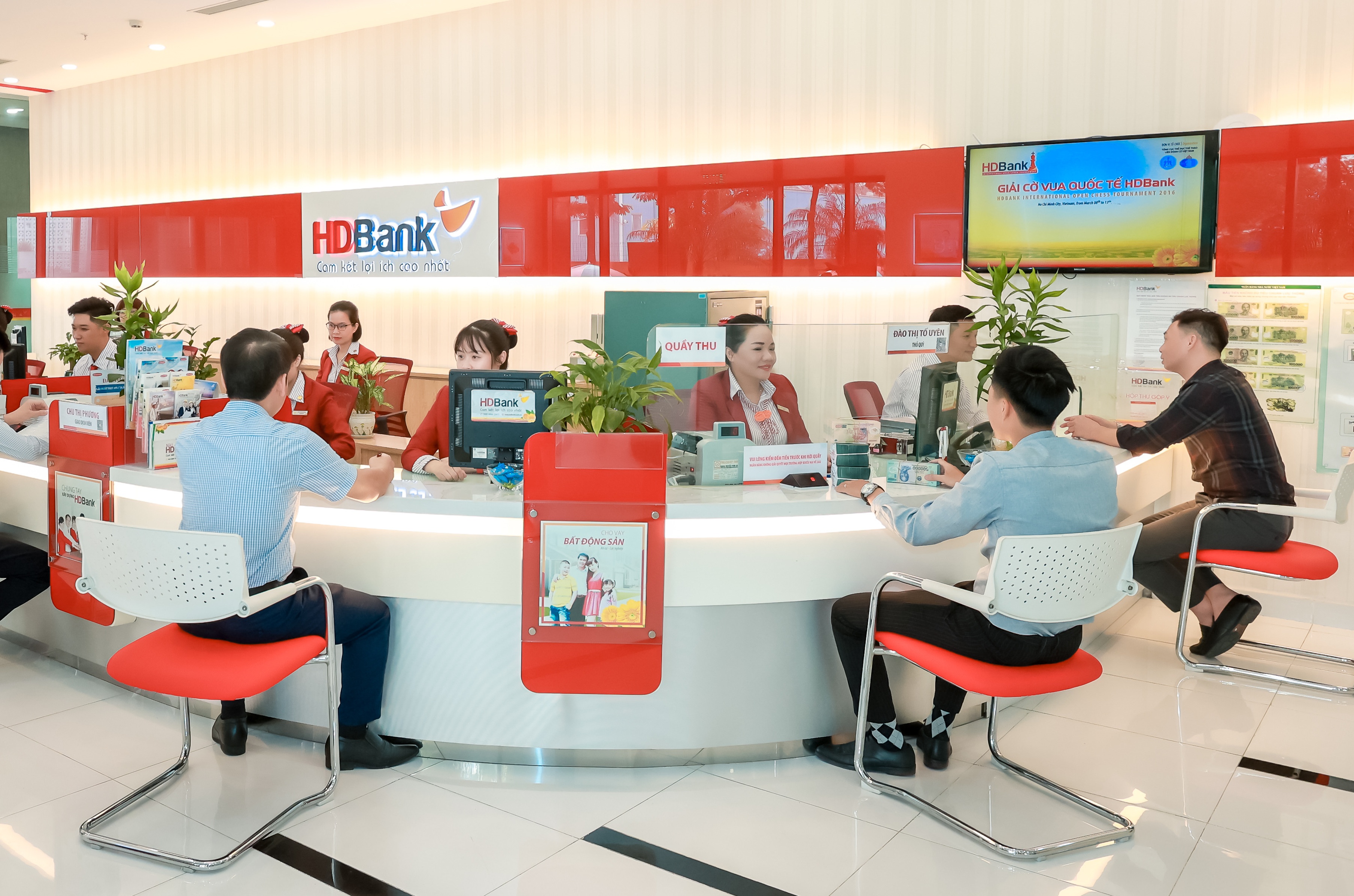 HDBank chot quyen chia co tuc bang tien va co phieu voi tong ty le 30% hinh anh