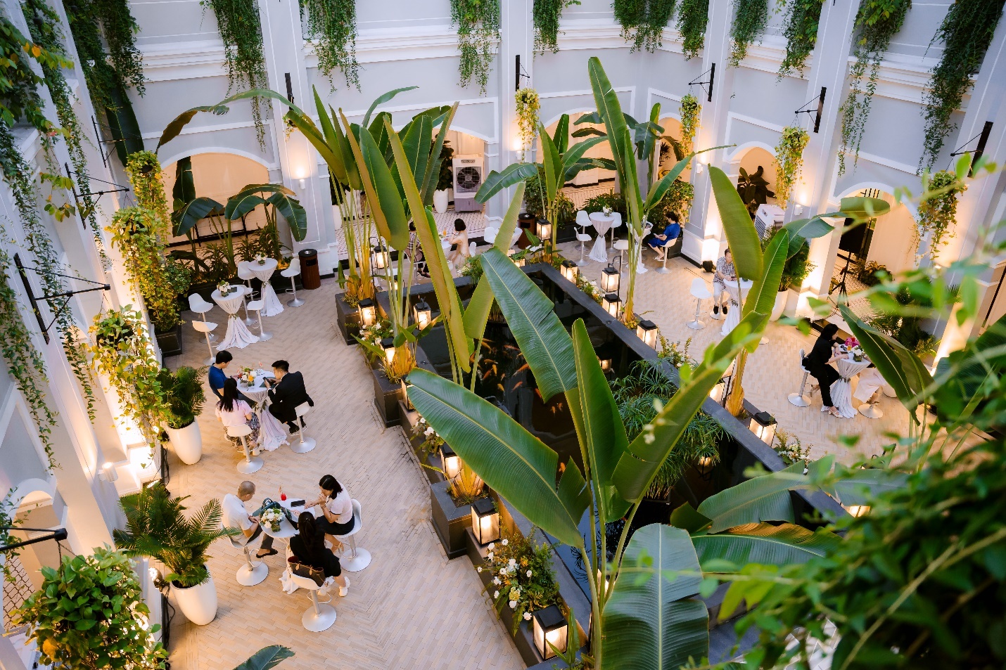 Cam nhan chat song thuong luu tai The Grand Living Series No.01 hinh anh