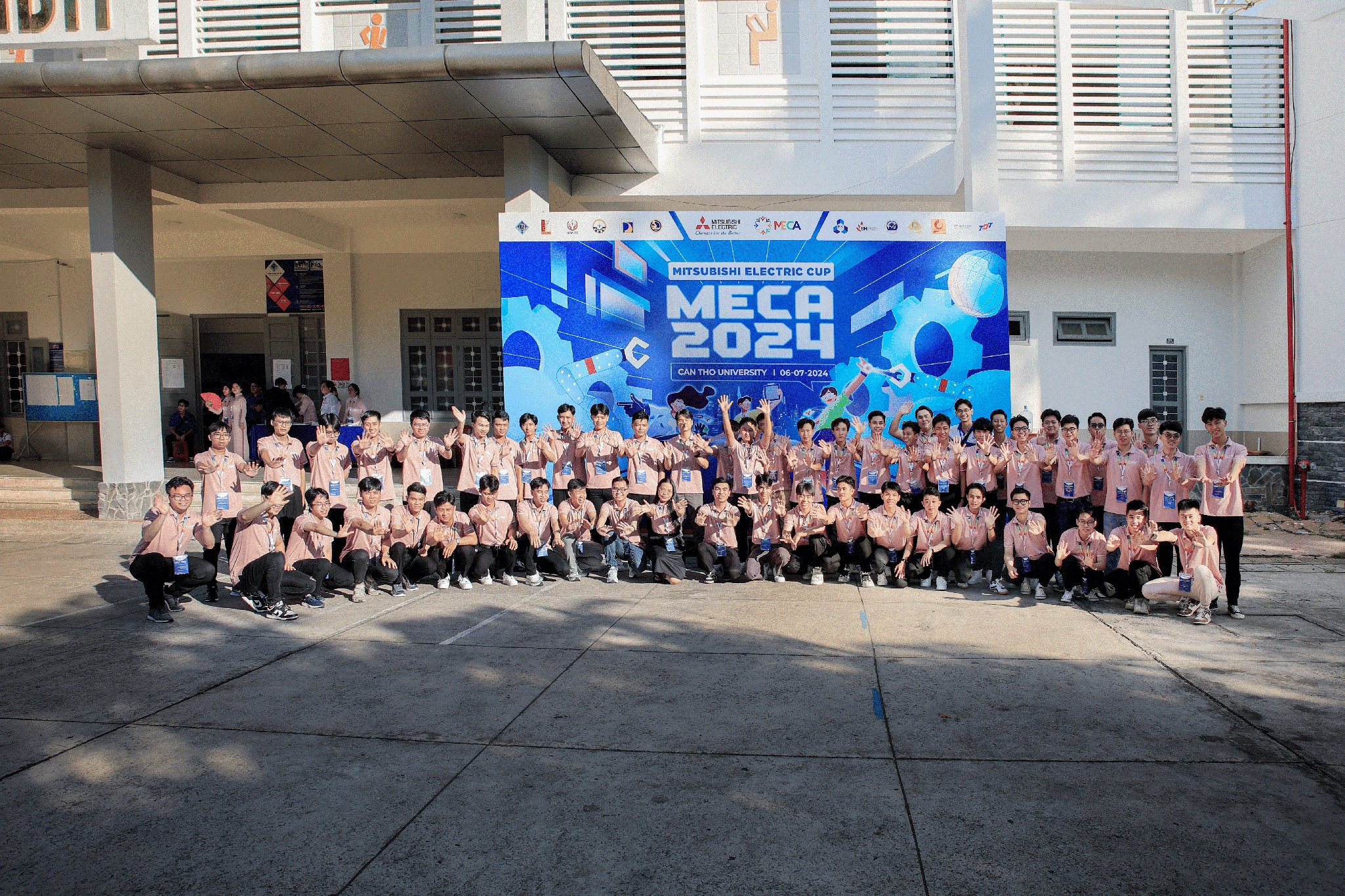 Mitsubishi Electric Cup MECA anh 2