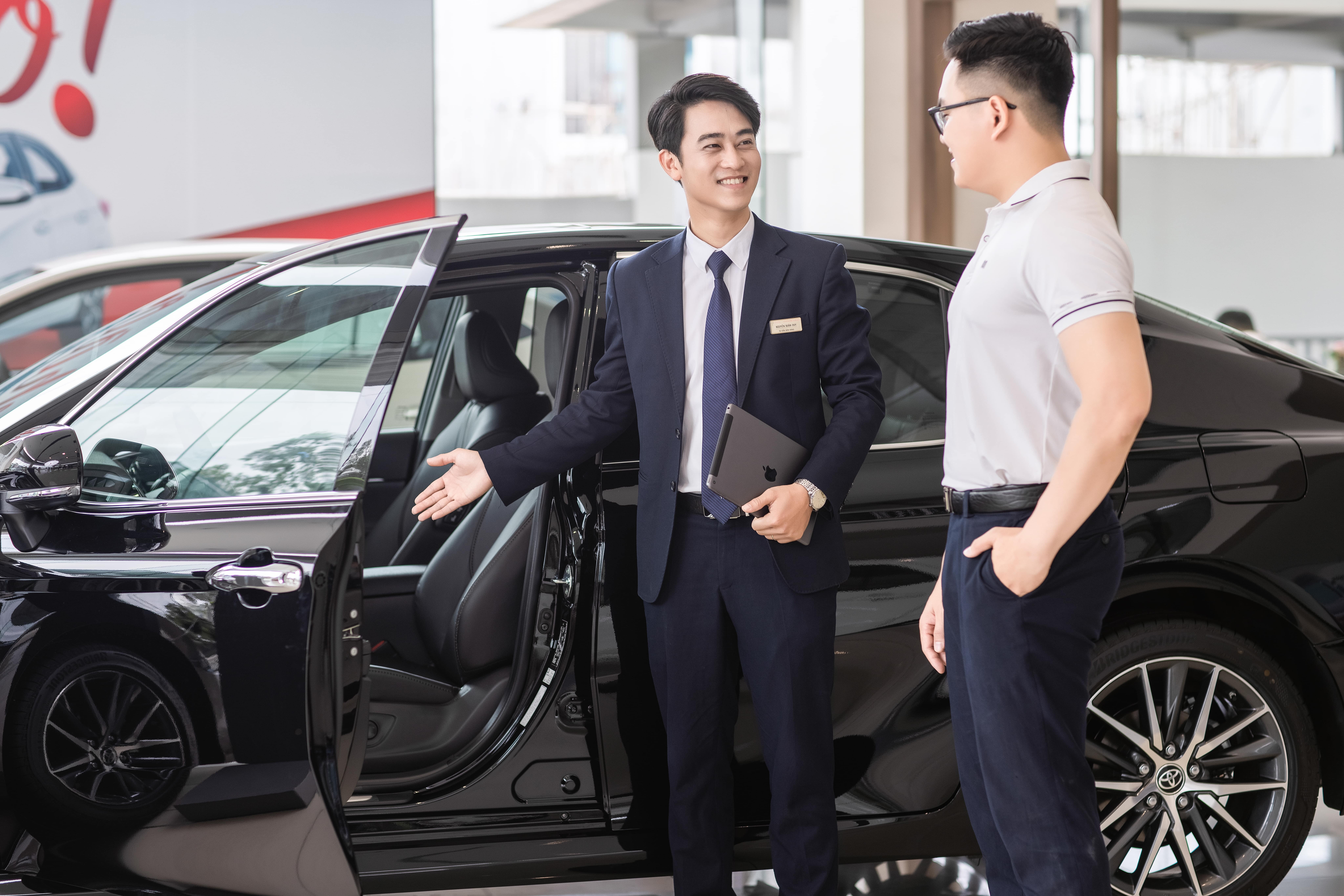 Toyota tiep tuc gay an tuong tren thi truong oto Viet hinh anh