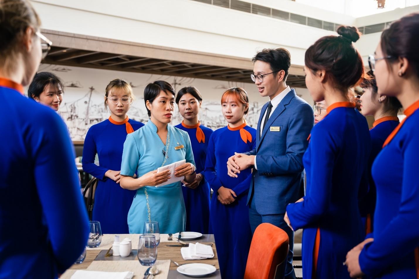 kinh doanh du lich,  du lich so anh 3