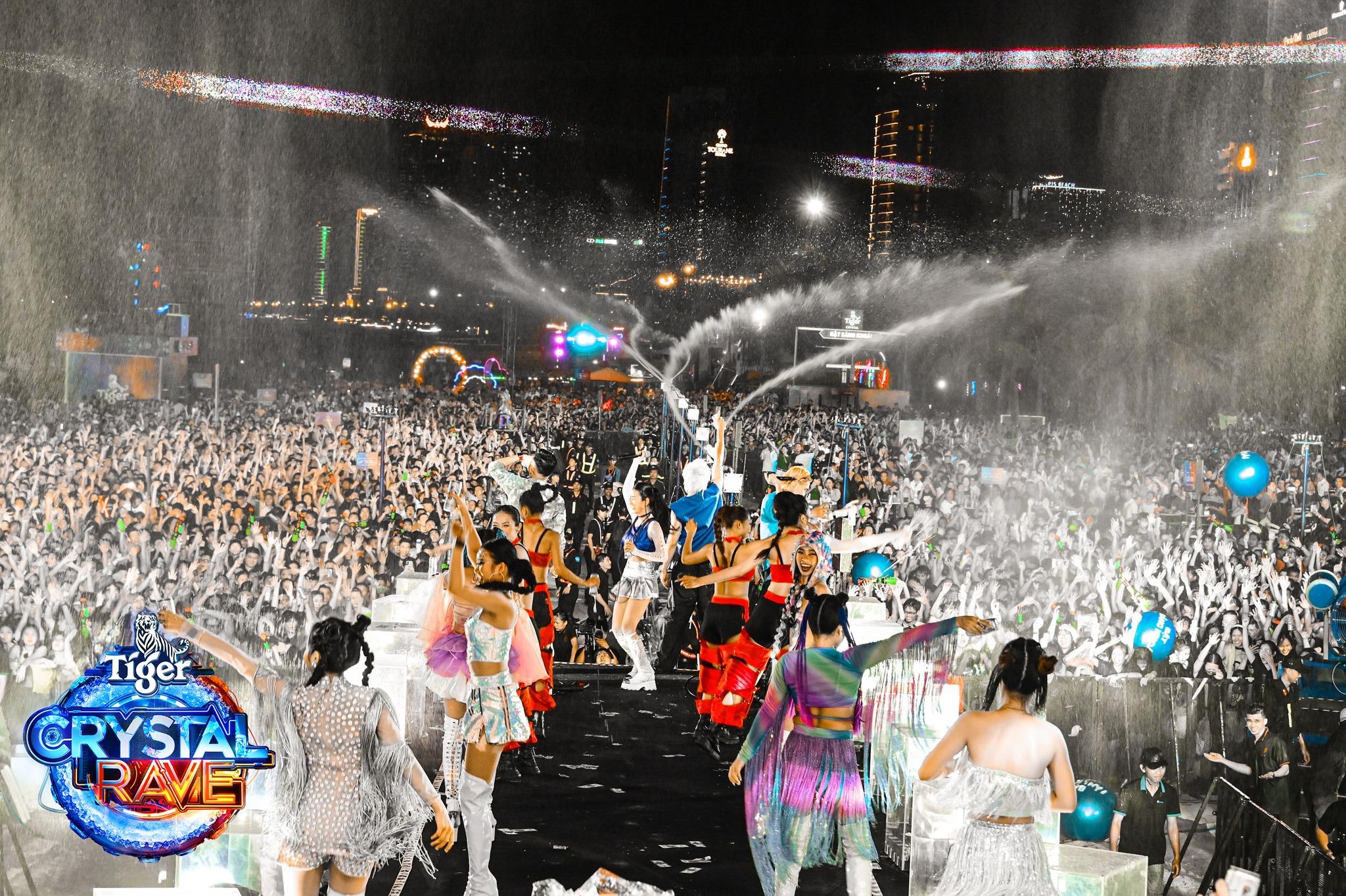 Toc Tien,  VINAI anh 6