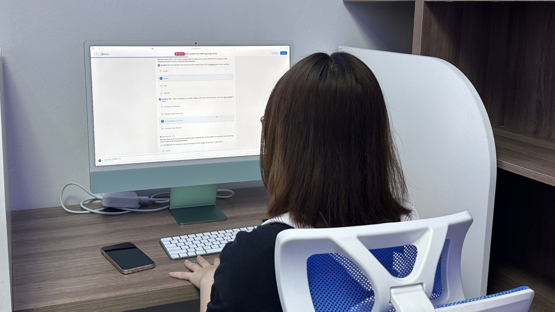 Gen Z tiet lo cach dat diem TOEIC tuyet doi ngay lan thi dau hinh anh