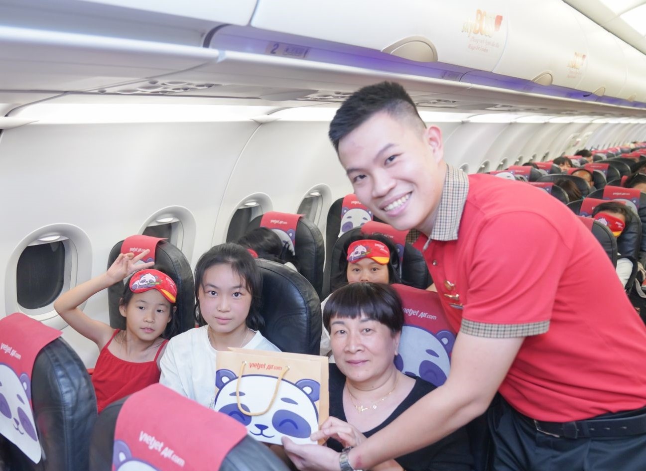 Amy Vietjet  ảnh 7 Amy Vietjet anh 7