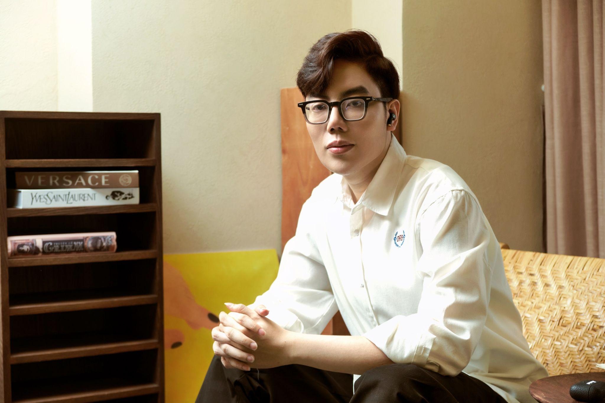 CEO The Forum va hanh trinh vuot qua chung roi loan tap trung hinh anh