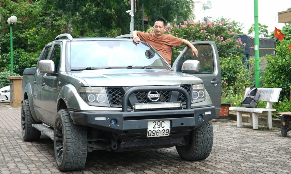 Nissan anh 4