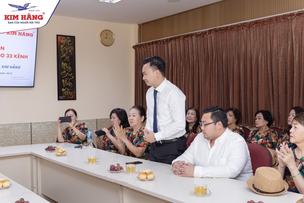 Nhom Nhua Kim Hang anh 2