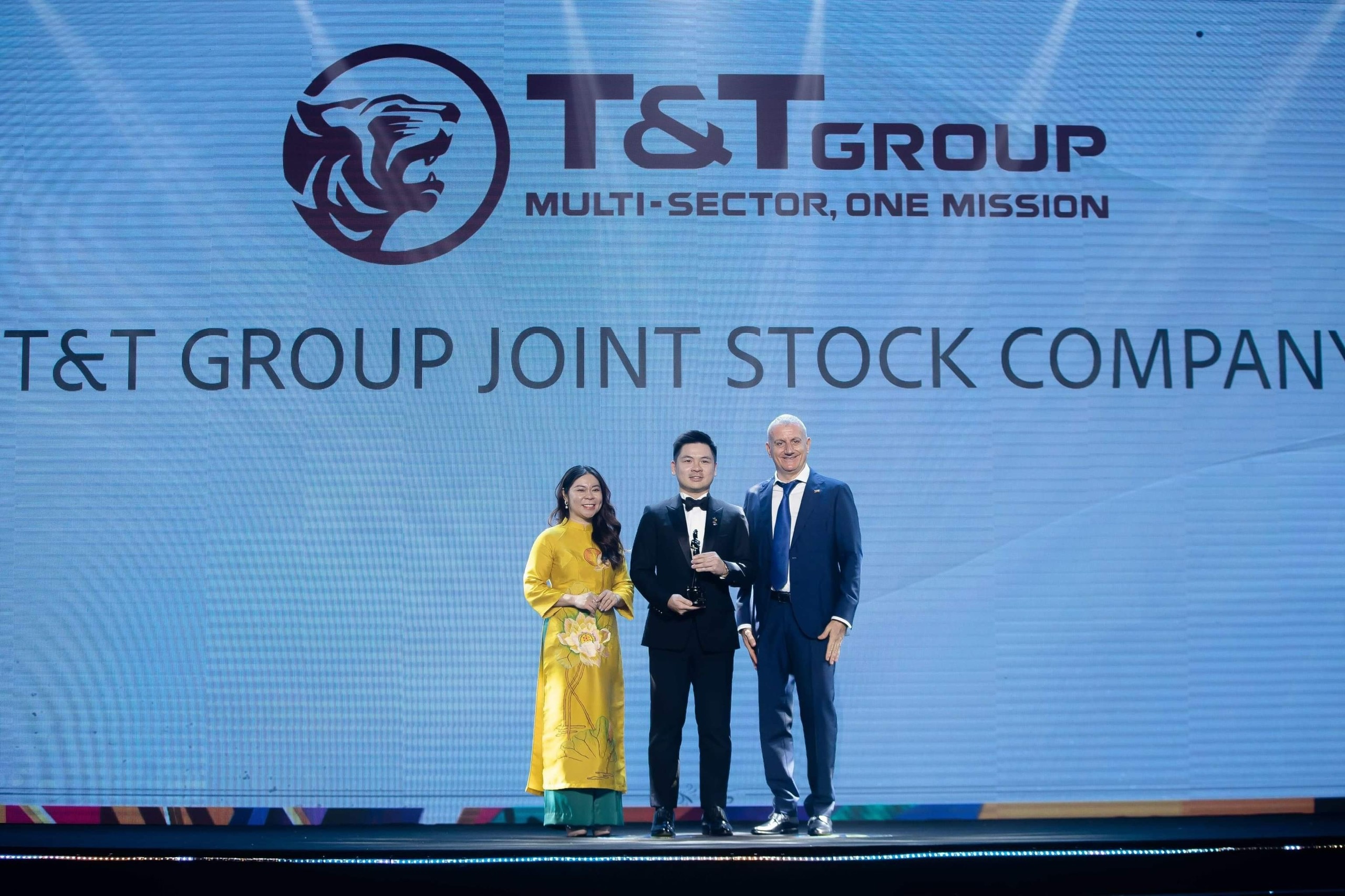 T&T Group duoc vinh danh 'Noi lam viec tot nhat chau A 2024' hinh anh